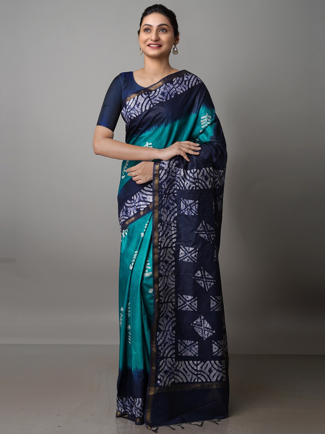 

Unnati Silks Batik Zari Handloom Pure Silk Chanderi Saree, Green