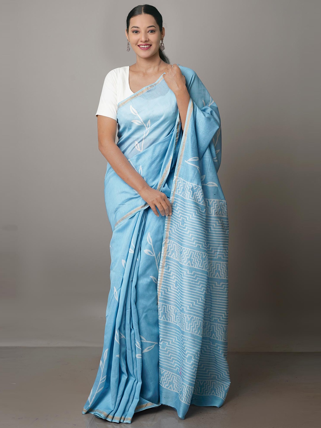 

Unnati Silks Floral Zari Handloom Silk Cotton Chanderi Saree, Blue