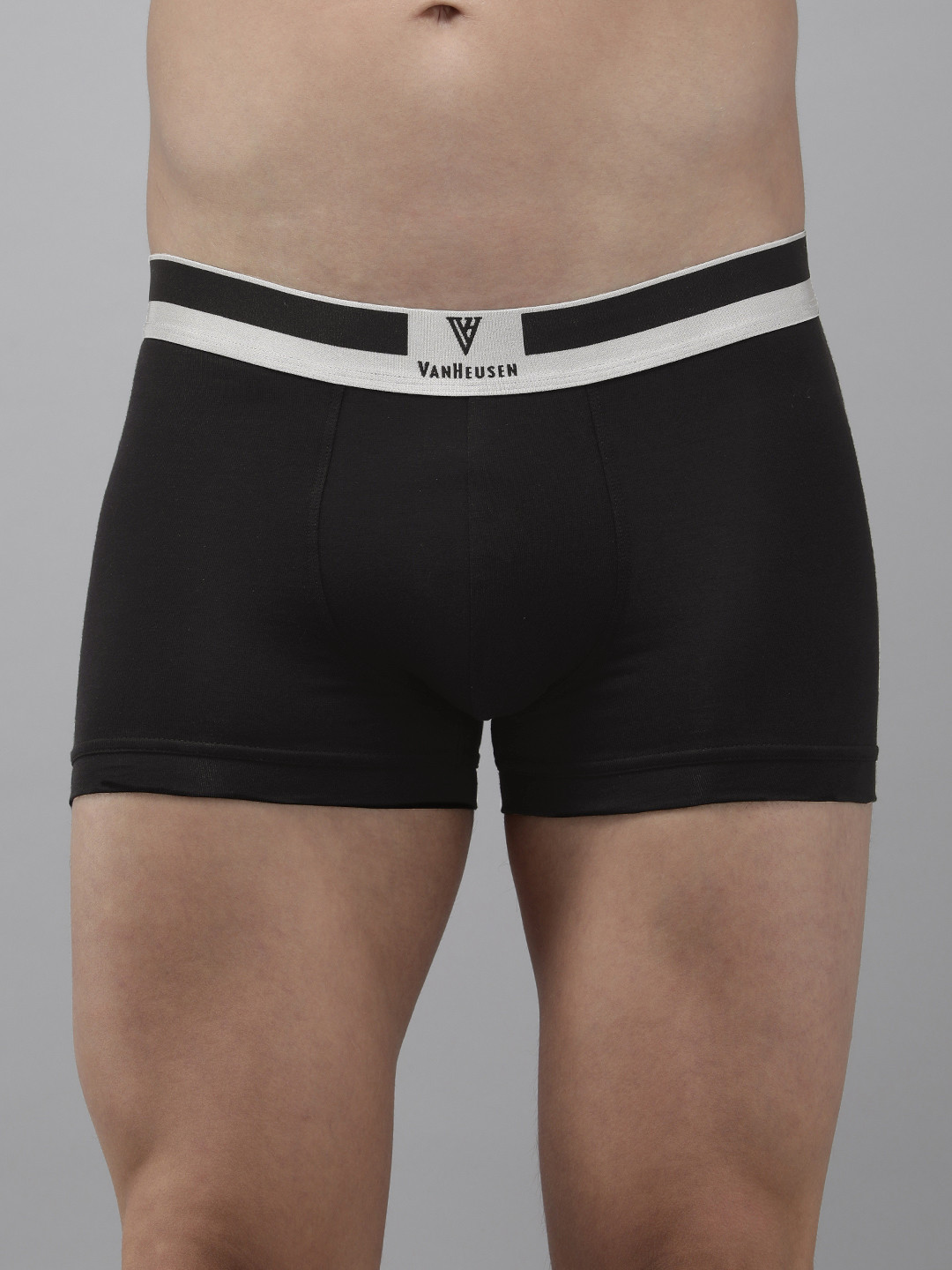 

Van Heusen Men Solid Colour Fresh No Ride Up Trunk, Black