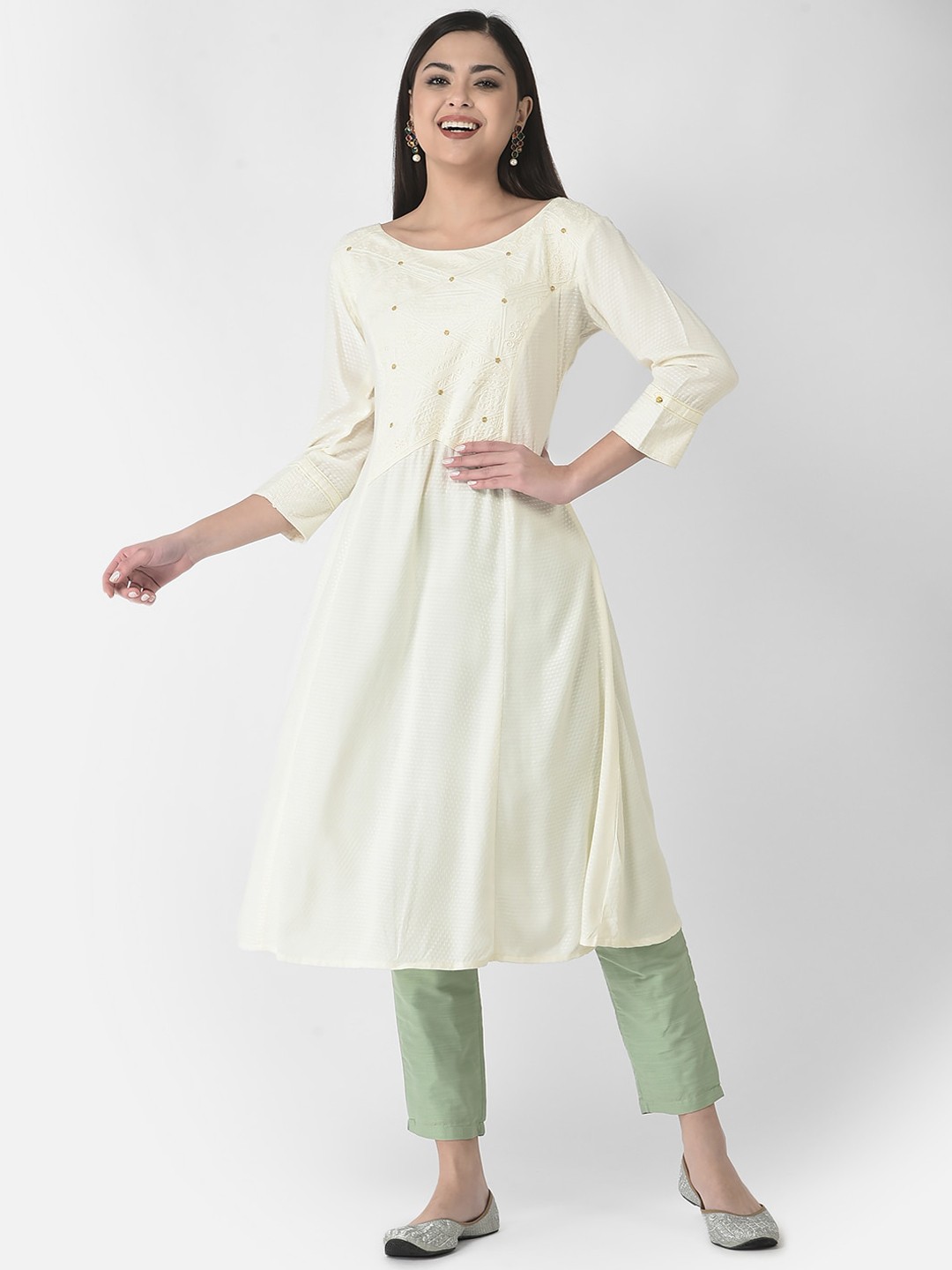 

Span Women Ethnic Motifs Embroidered Chikankari Anarkali Kurta, Off white