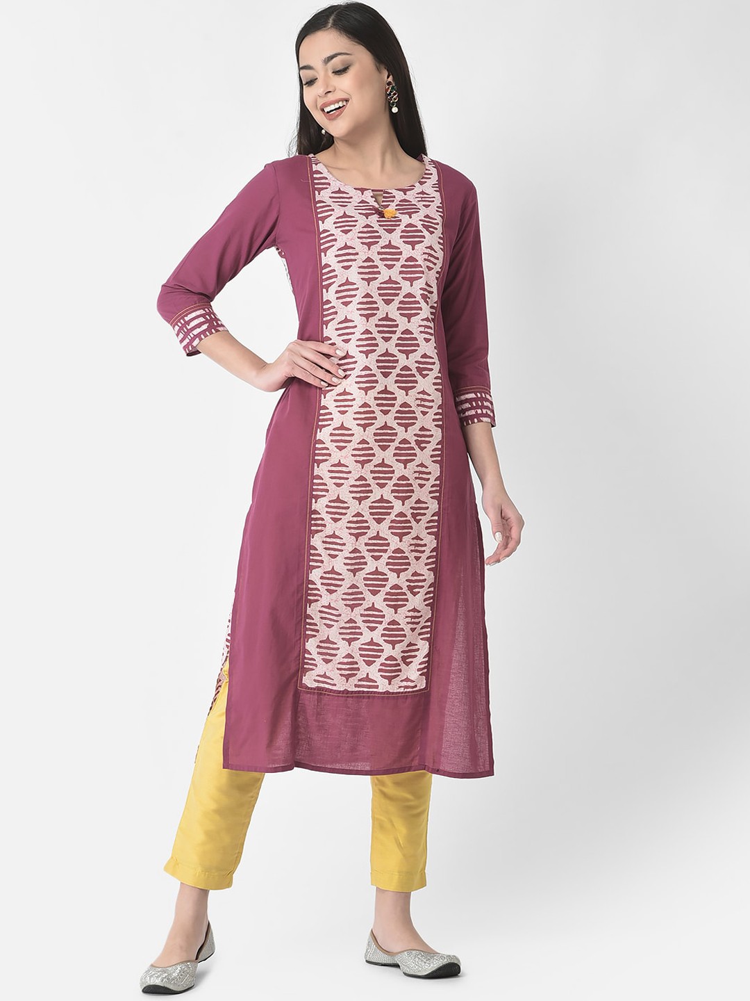 

Span Women Printed Ethnic Motifs Keyhole Neck Pure Cotton Kurta, Pink