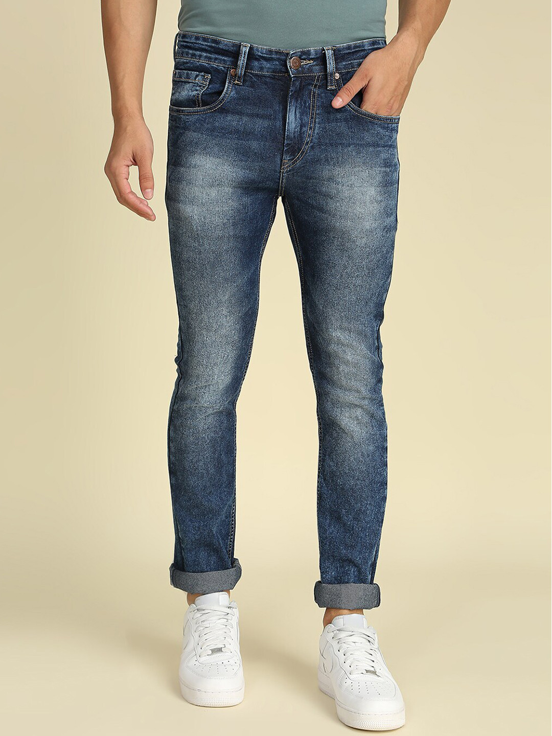 

High Star Men Slim Fit Heavy Fade Mid-Rise Jeans, Navy blue