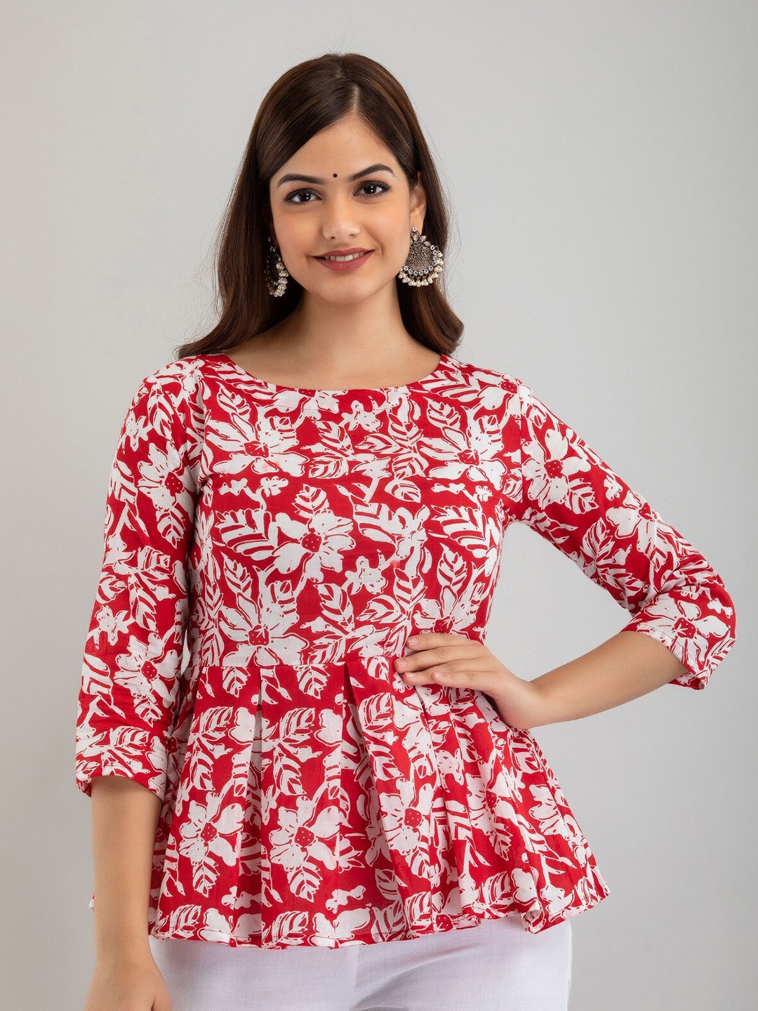 

Women Touch Floral Print Peplum Top, Red