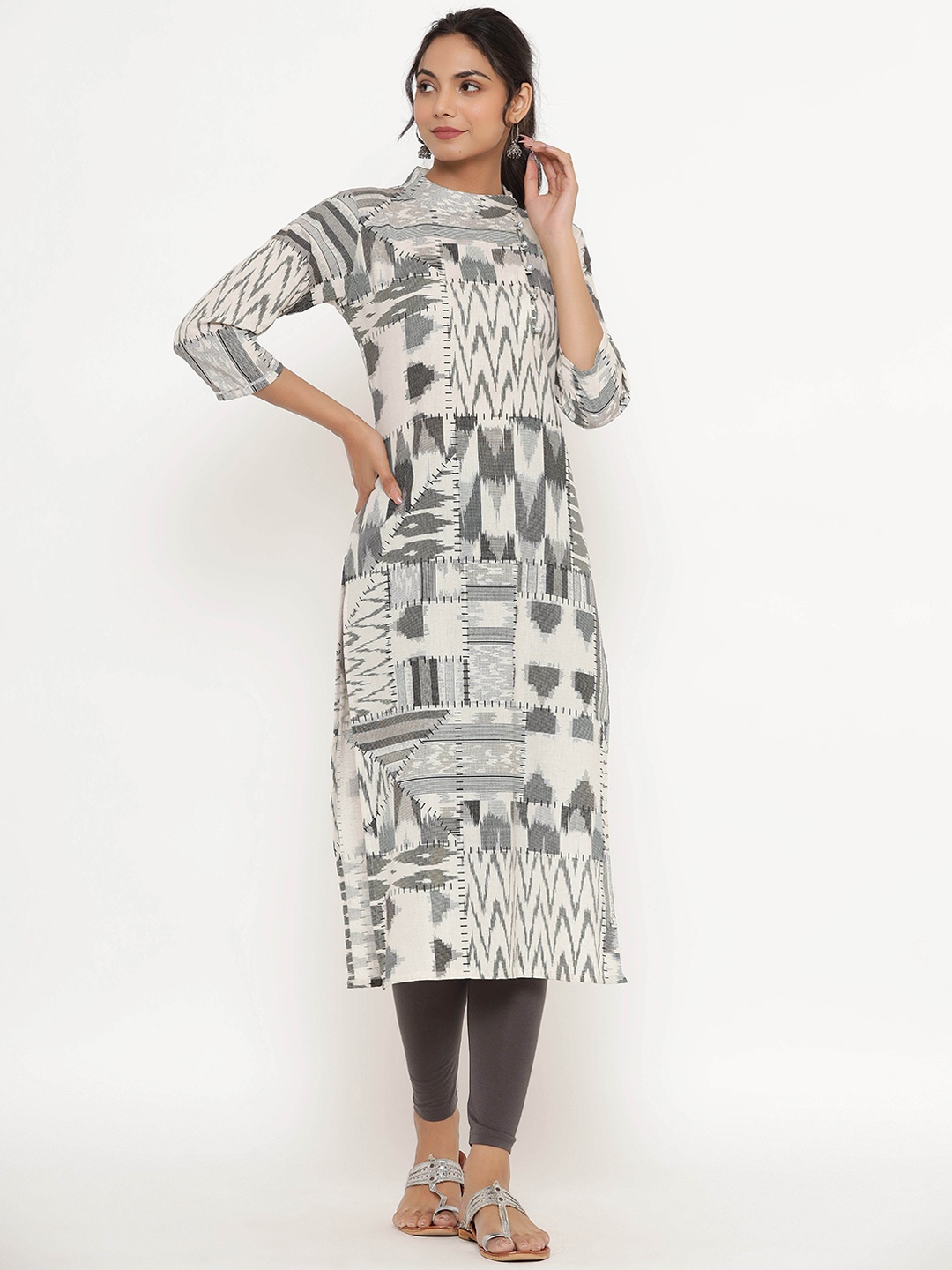 

PARCHHAI Women Geometric Printed Pure Cotton Kurta, Cream