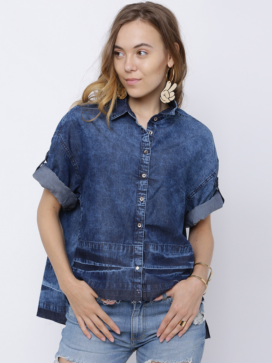 

Tokyo Talkies Women Blue Regular Fit Solid Denim Casual Shirt