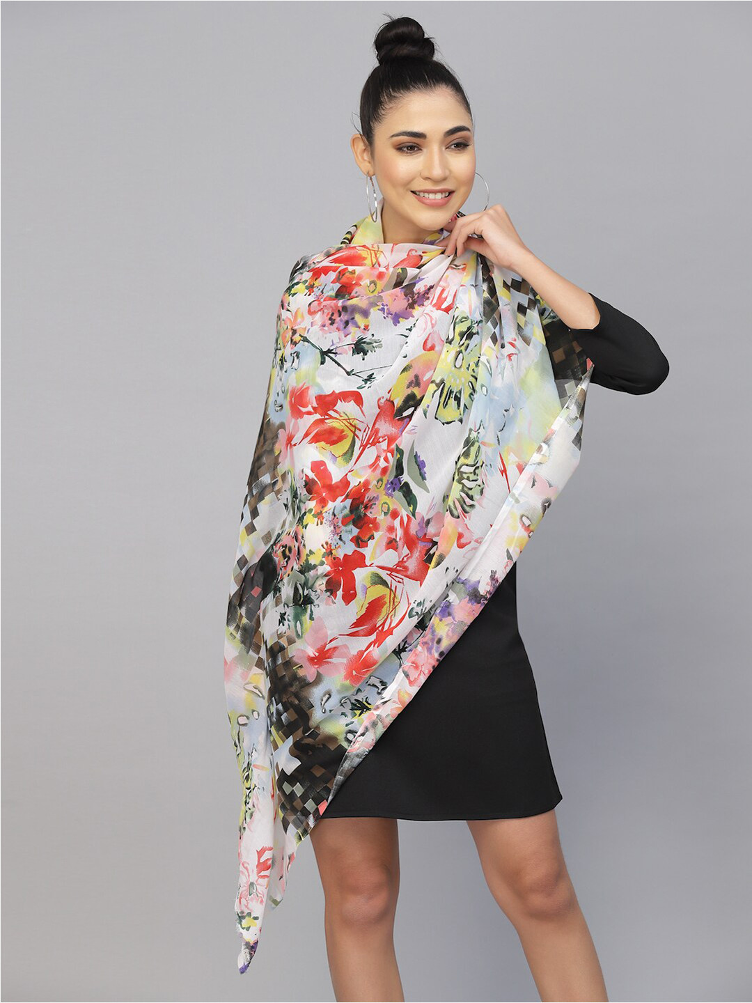 

J Style Women Printed Stole, White