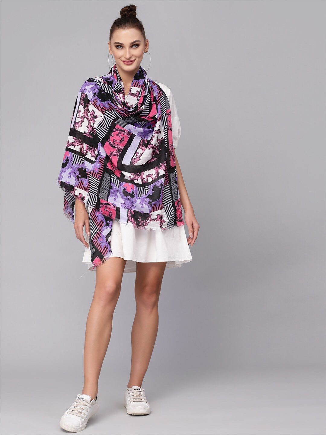 

J Style Women Abstract Printed Stole, White