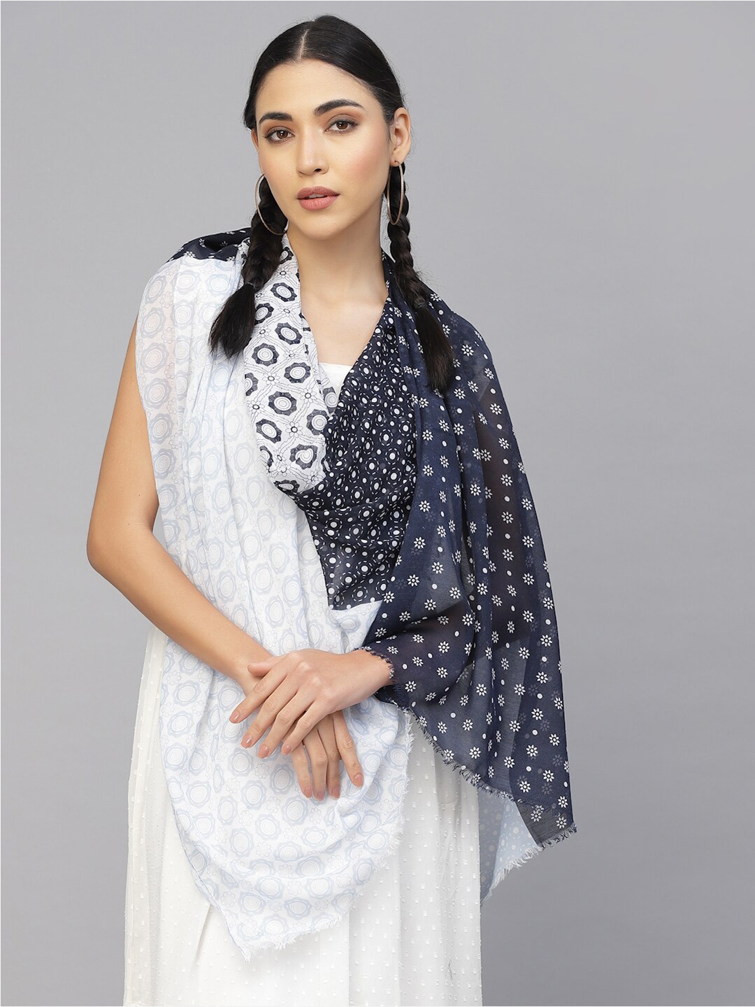 

J Style Women Printed Stole, Blue