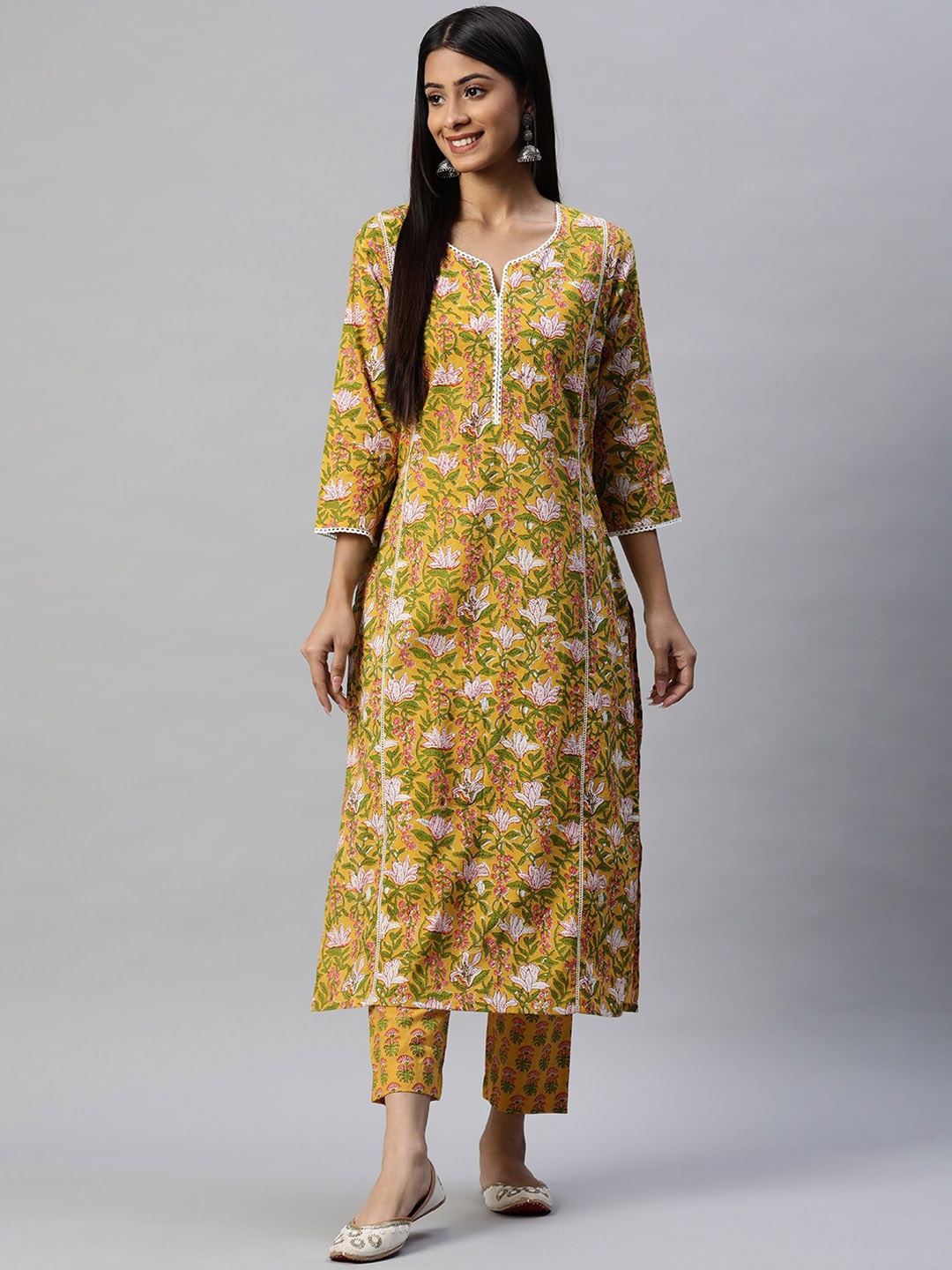 

Divena Women Floral Printed Thread Work Pure Cotton Kurta with Trousers, Yellow