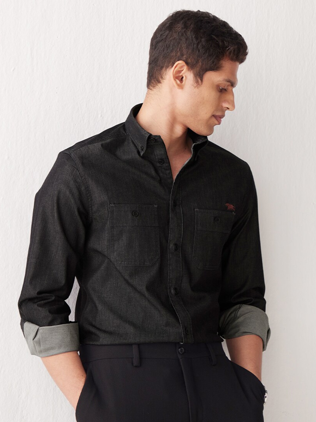 

Andamen Men Classic Casual Cotton Shirt, Black