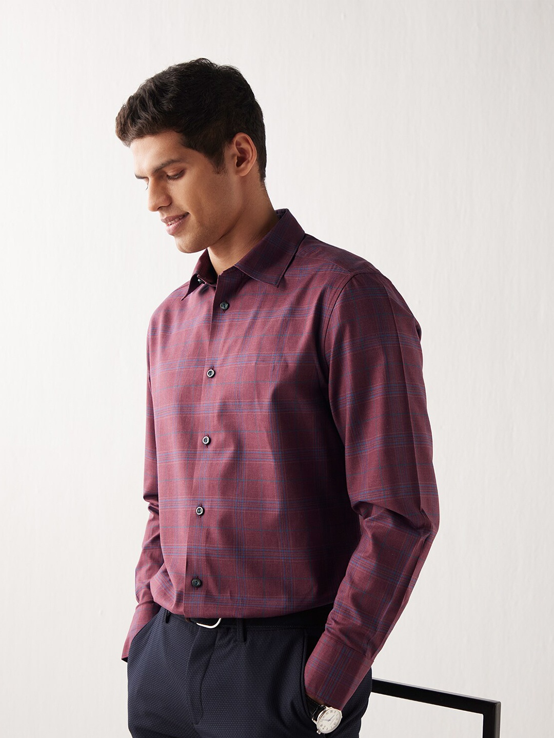 

Andamen Men Classic Checked Casual Cotton Shirt, Maroon