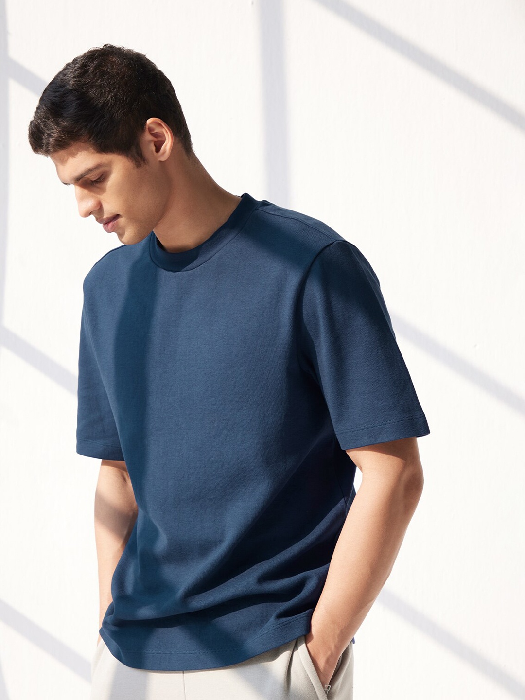 

Andamen Men Round Neck Relaxed Fit T-shirt, Navy blue