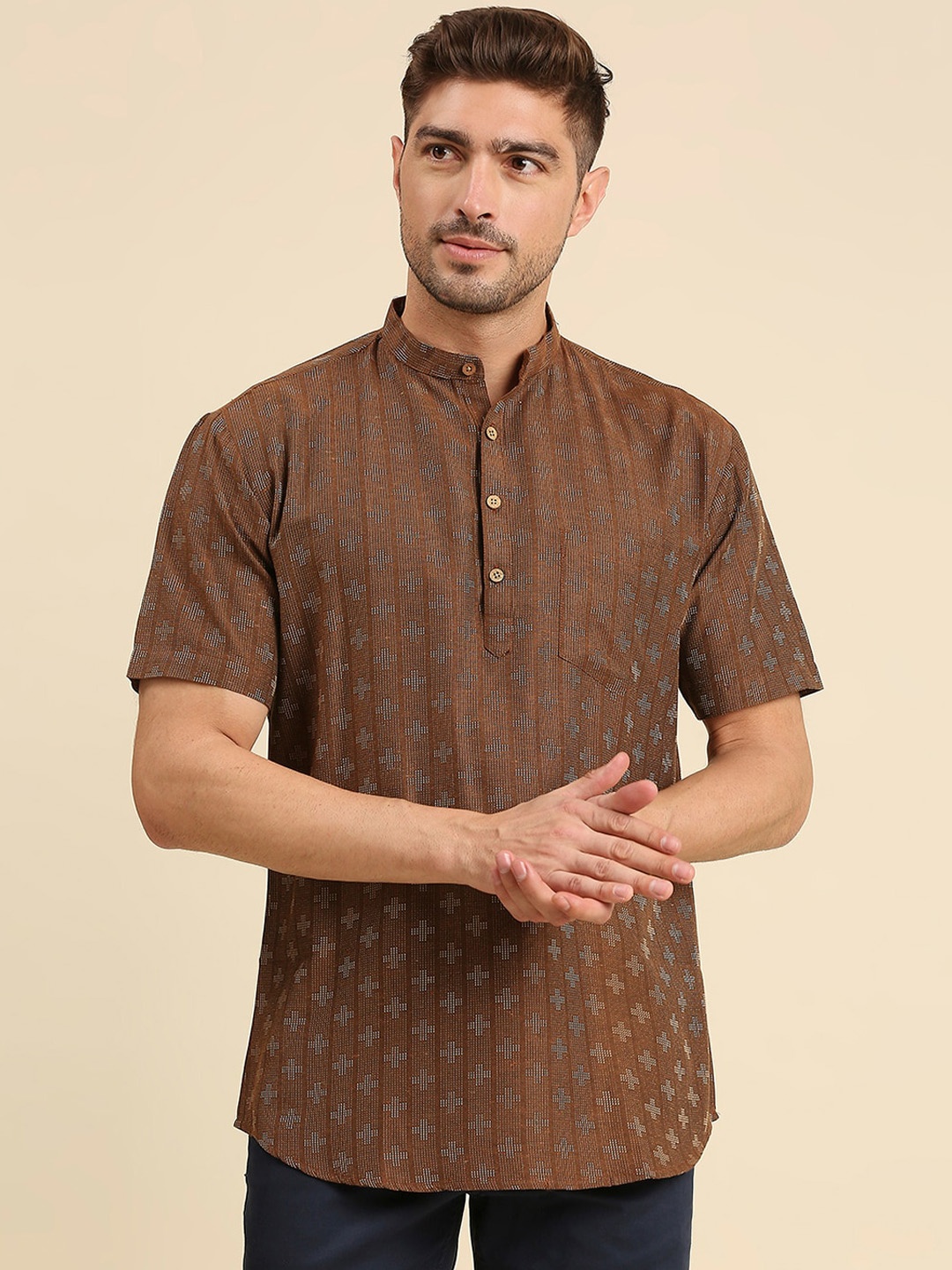 

RAJUBHAI HARGOVINDAS Men Woven Design Pure Cotton Straight Kurta, Brown
