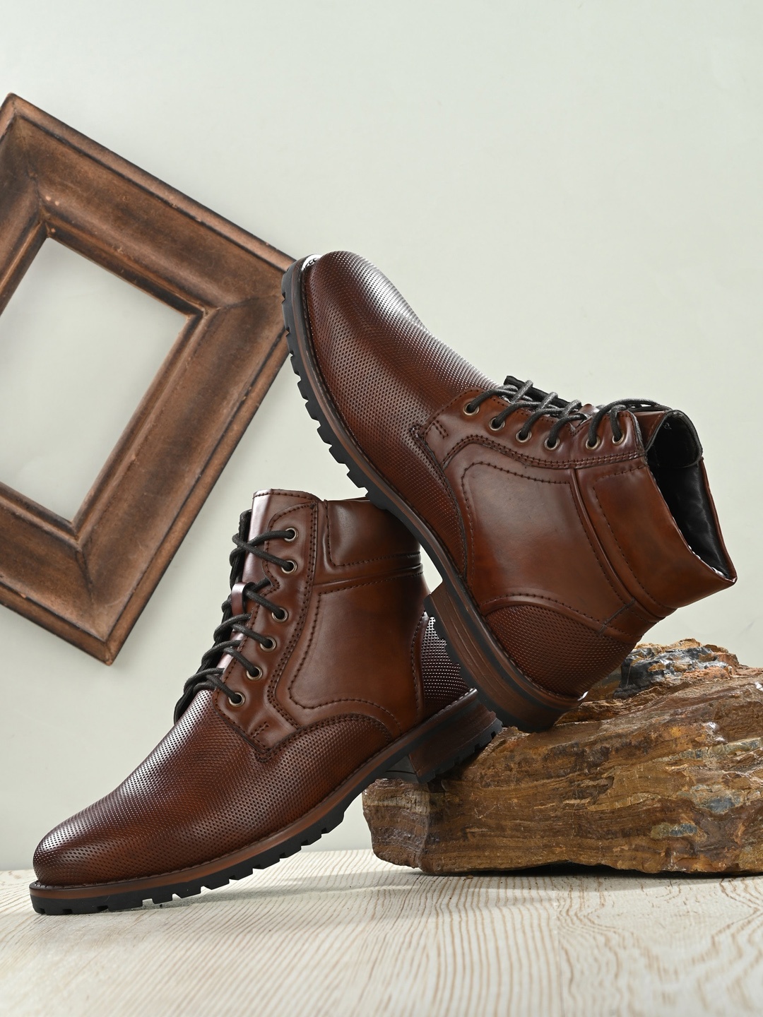 

The Roadster Co. Men Textured Mid-Top Regular Boots, Brown