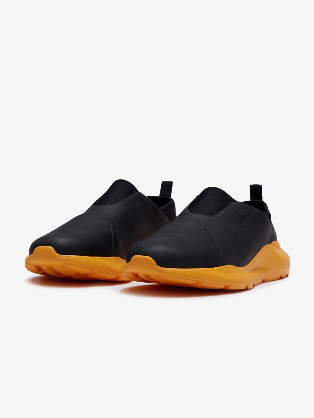 

STARTER Men Colourblocked PU Slip-On Sneakers, Black