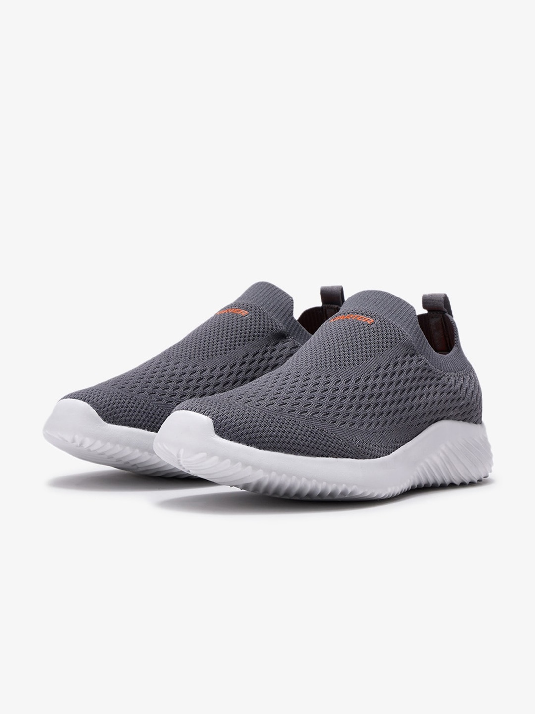 

STARTER Men Fylknit Woven Design Slip-On Sneakers, Grey