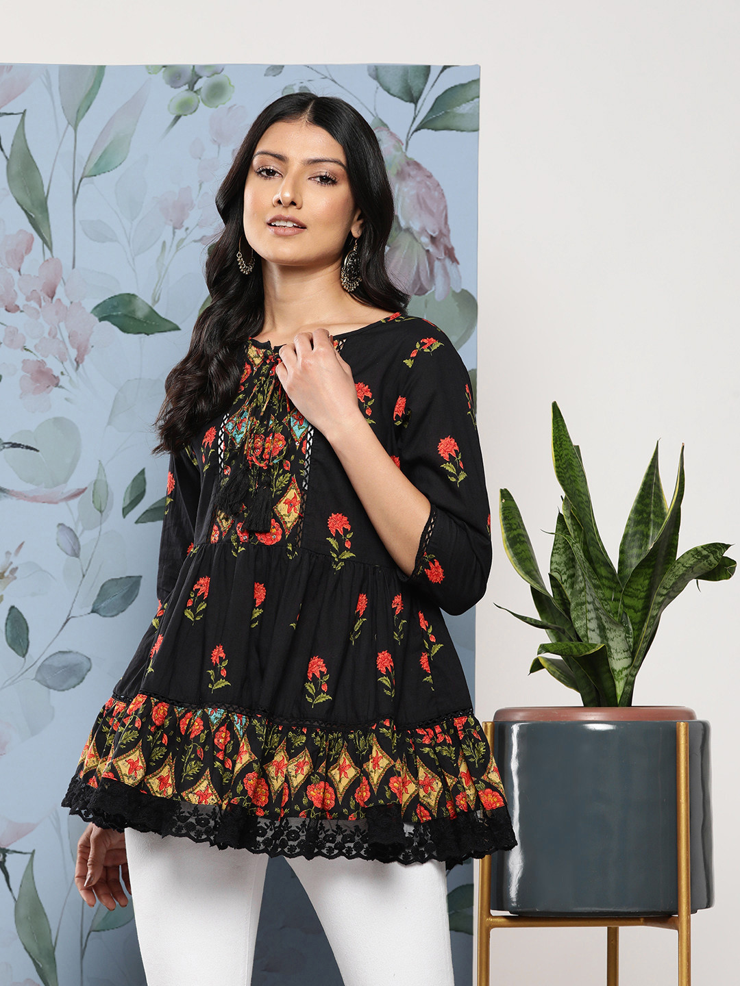 

Juniper Floral Print Tie-Up Neck Tiered Top, Black