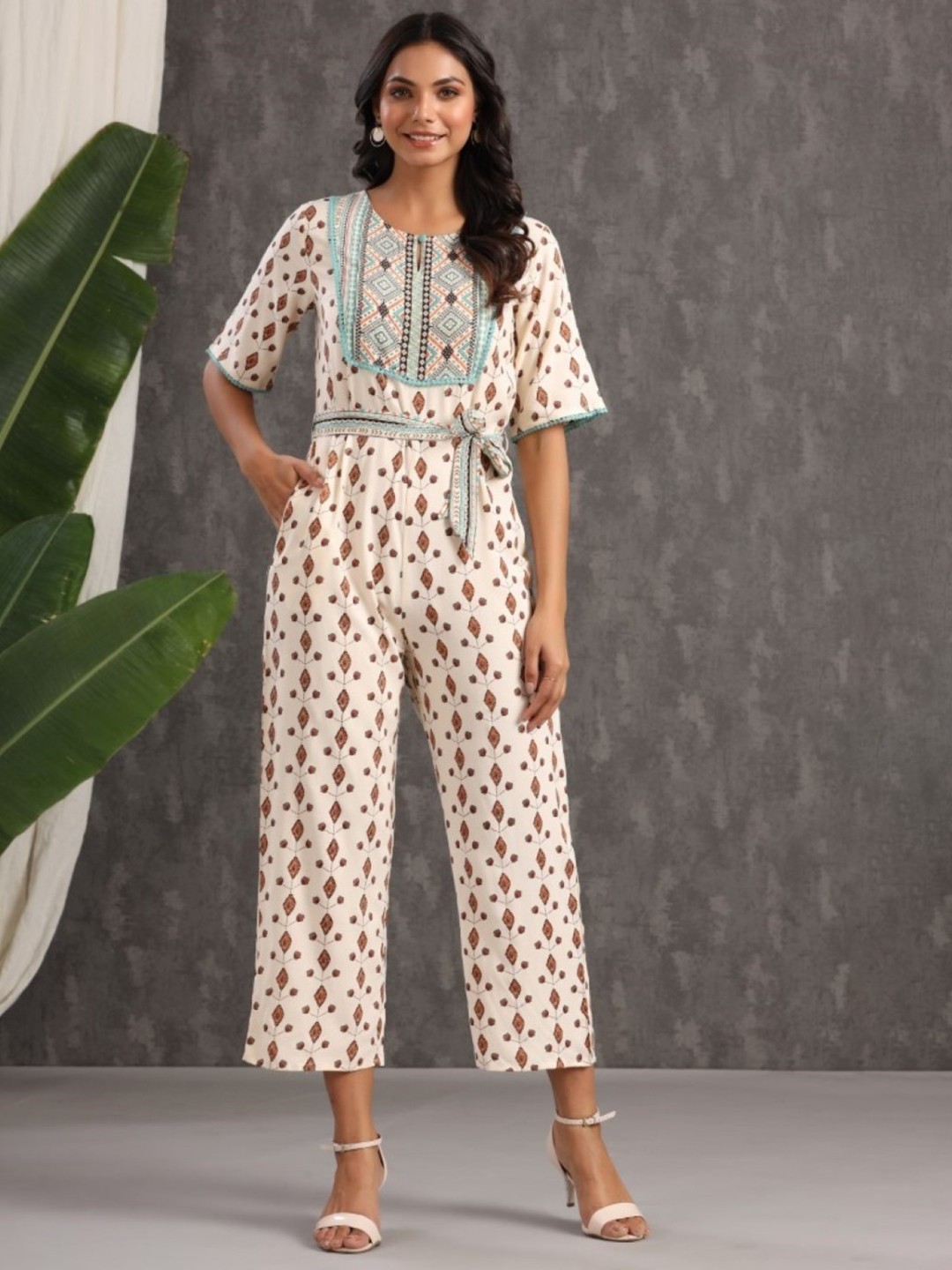 

Juniper Off White & Pink Printed Culotte Jumpsuit