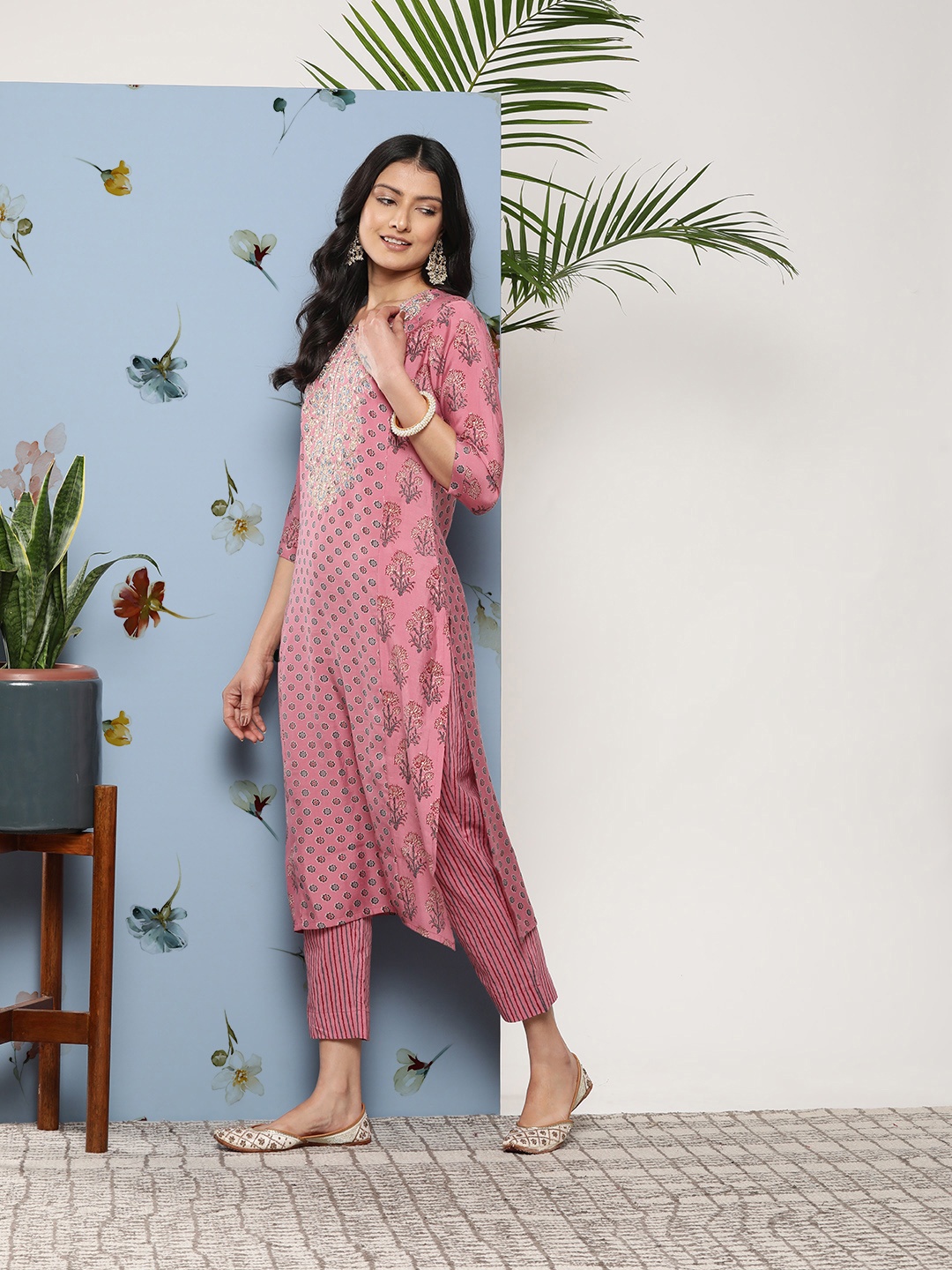 

Juniper Ethnic Motifs Printed Embroidered Detail Mirror Work Pure Cotton Kurta & Trousers, Pink