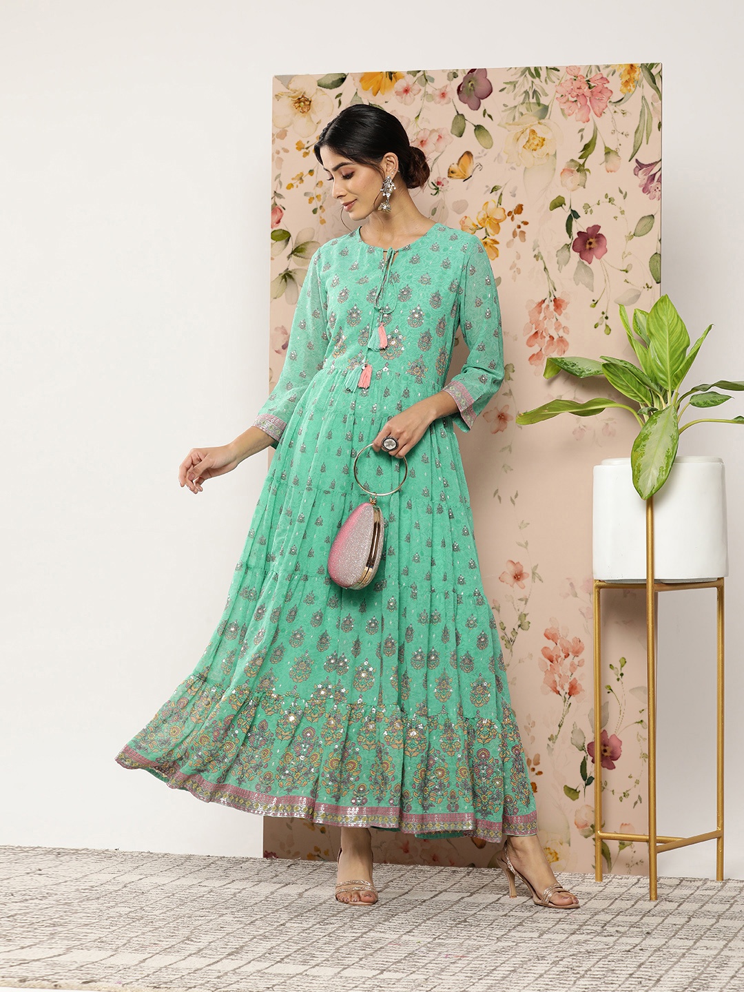 

Juniper Women Ethnic Motifs Printed Tiered Fit & Flare Maxi Dress, Sea green