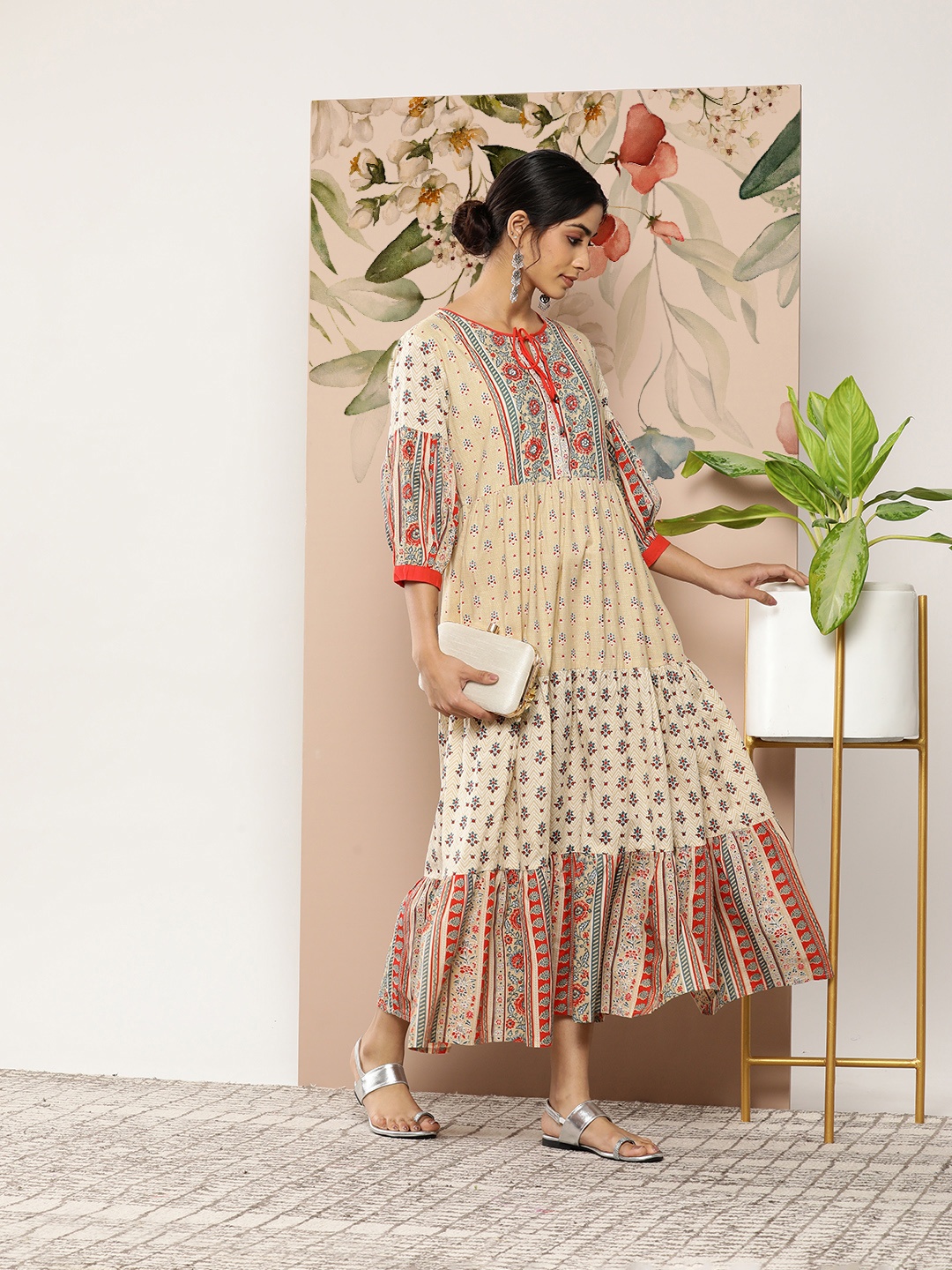 

Juniper Women Beige Printed Tiered Dress