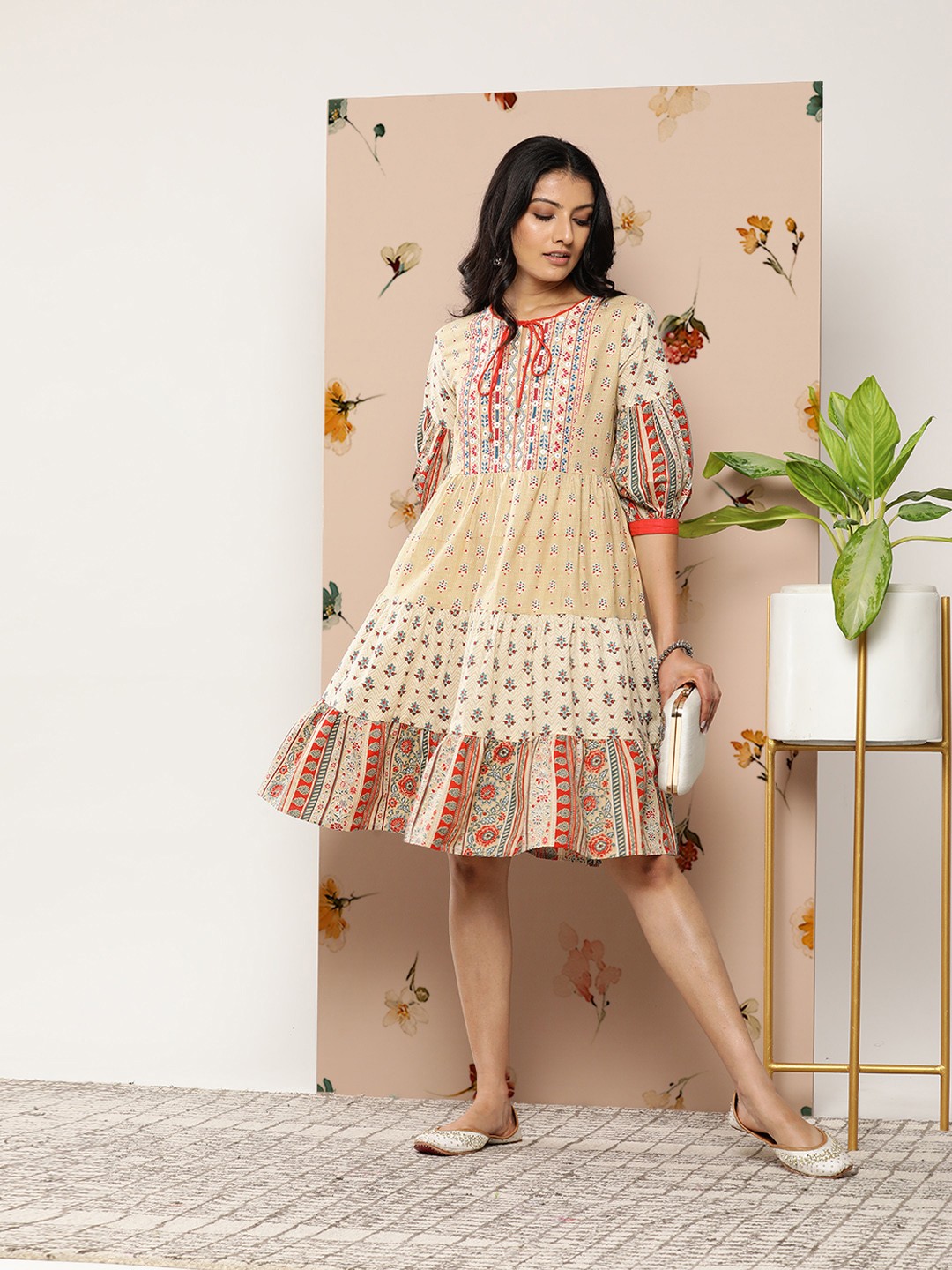 

Juniper Women Beige & Red Printed Tiered Dress