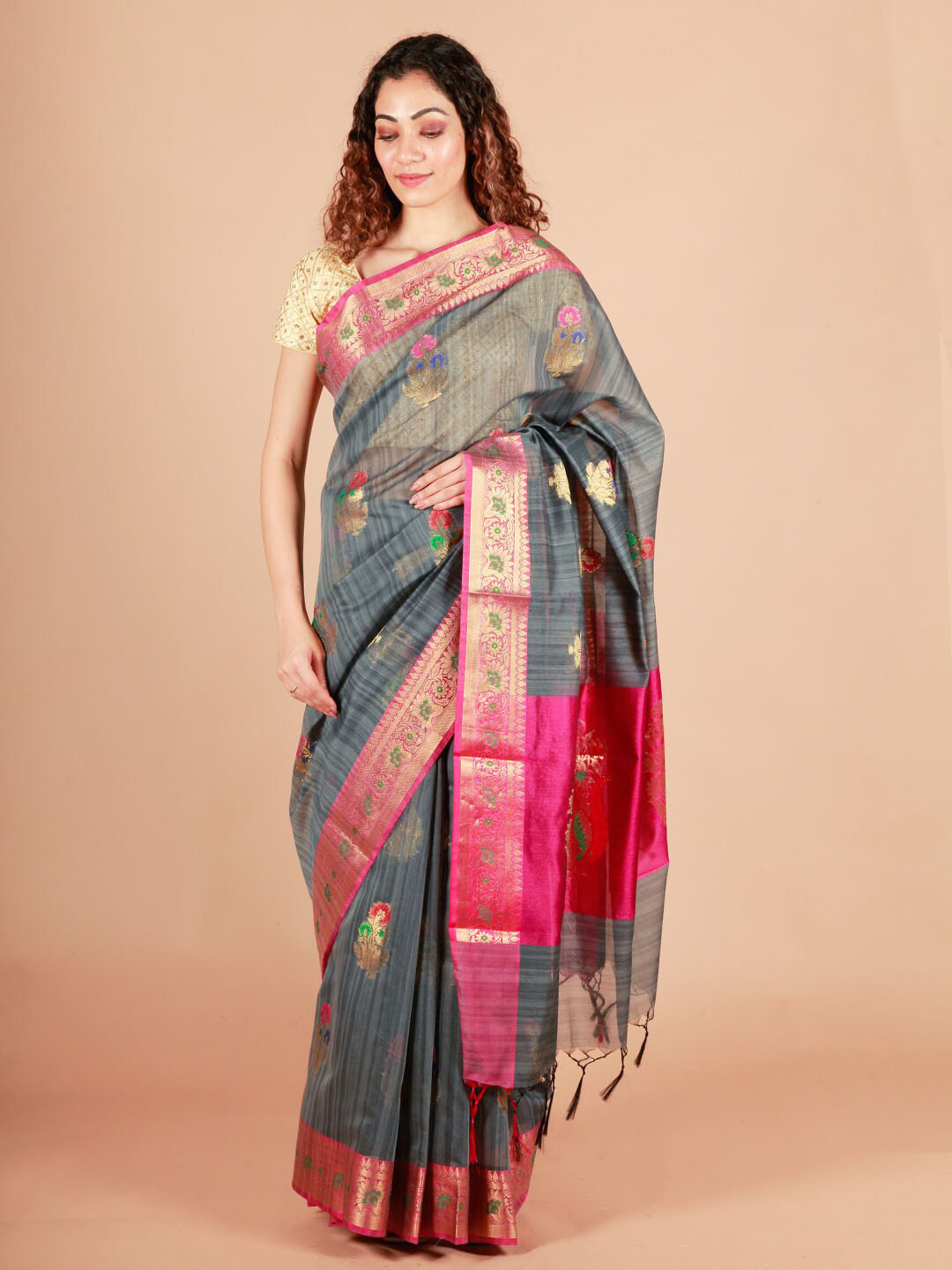 

ReshaWeaves Woven Design Zari Pure Cotton Banarasi Saree, Grey