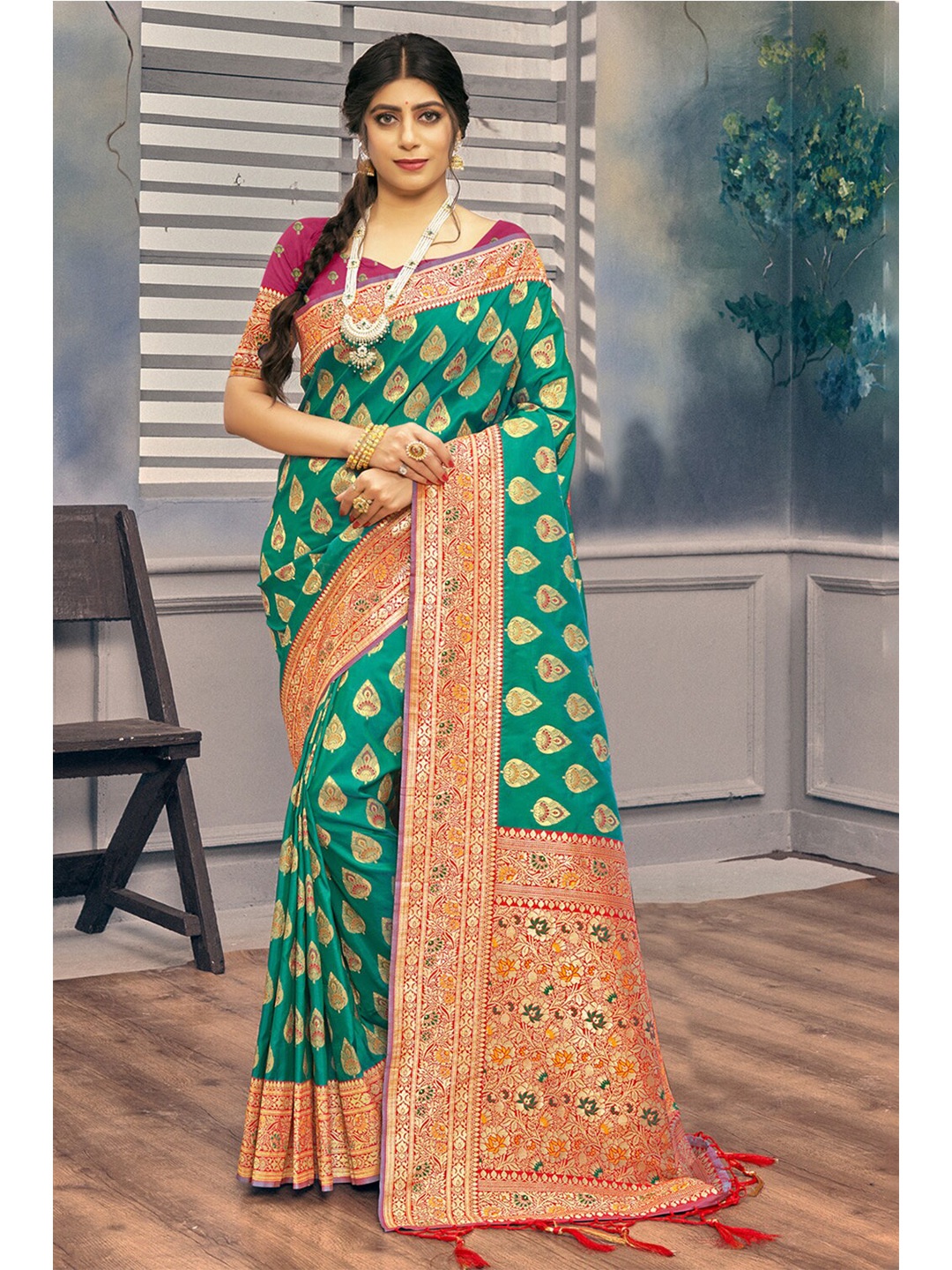 

Exclusiva Ethnic Motifs Zari Silk Blend Banarasi Saree, Green