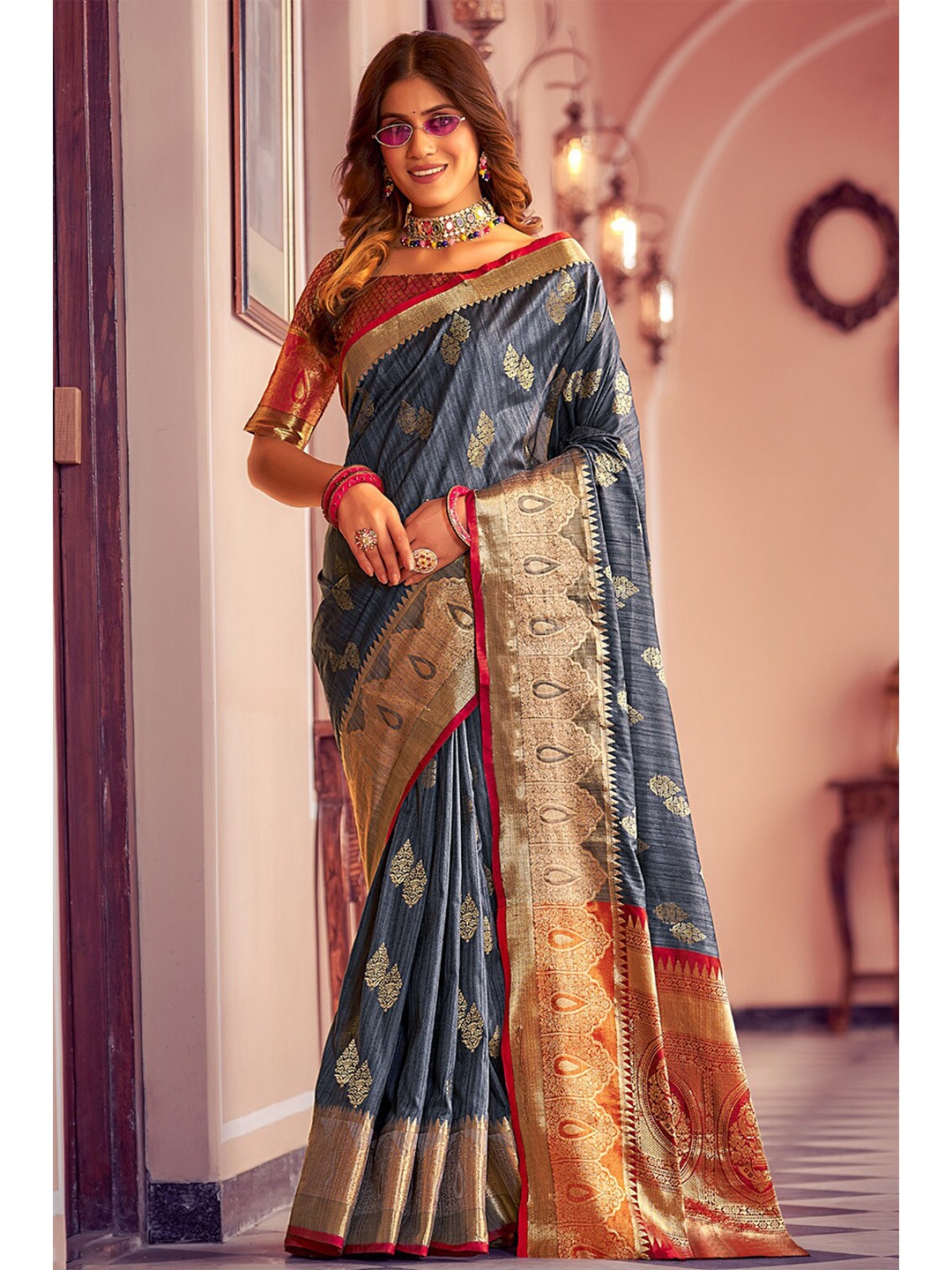 

Exclusiva Grey & Red Woven Design Zari Silk Blend Banarasi Saree