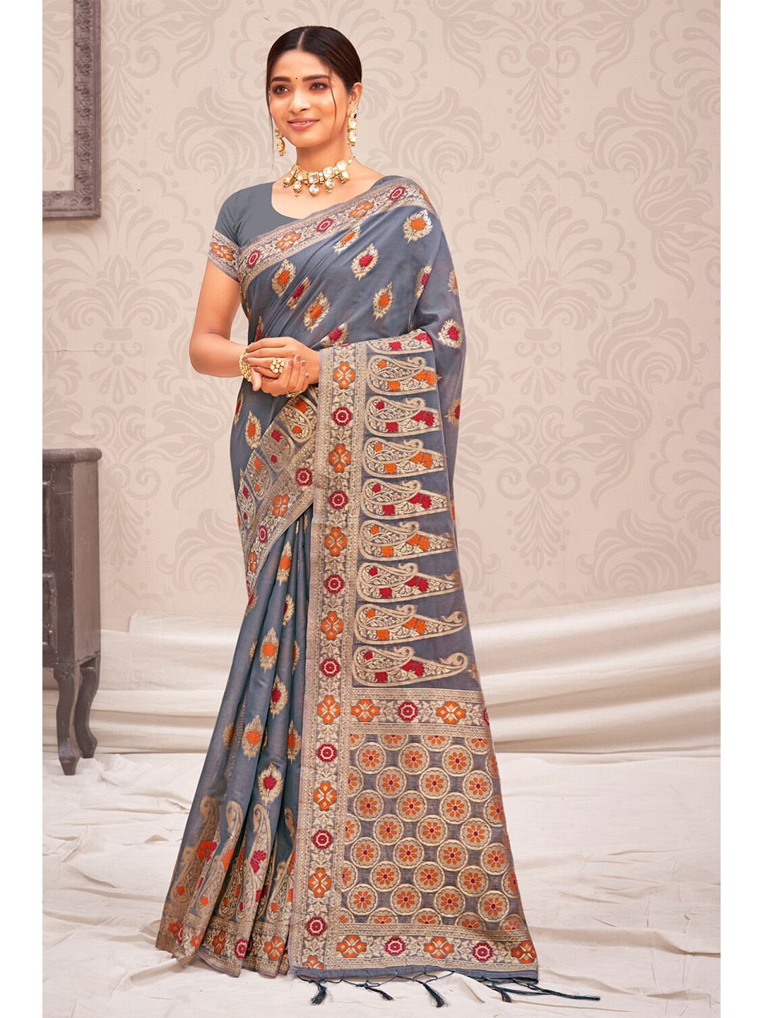 

Exclusiva Ethnic Motifs Zari Silk Cotton Banarasi Saree, Grey