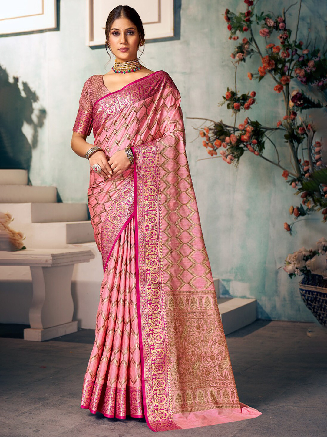 

Exclusiva Ethnic Motifs Zari Silk Blend Banarasi Saree, Pink