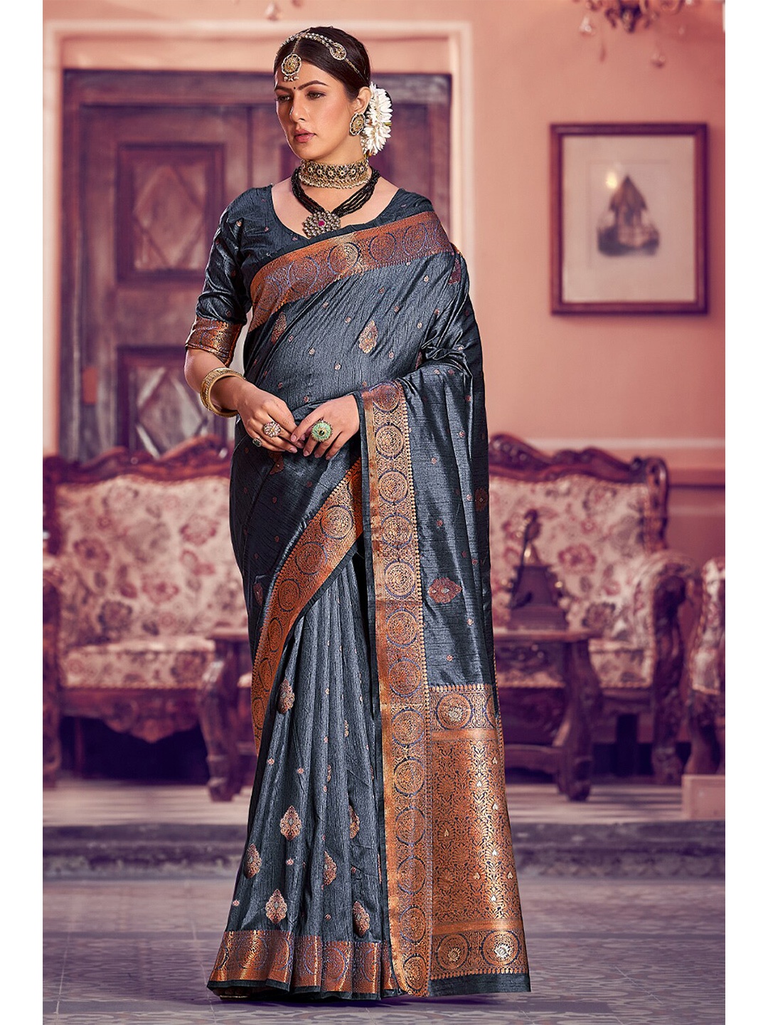 

Exclusiva Ethnic Motifs Zari Banarasi Saree, Grey