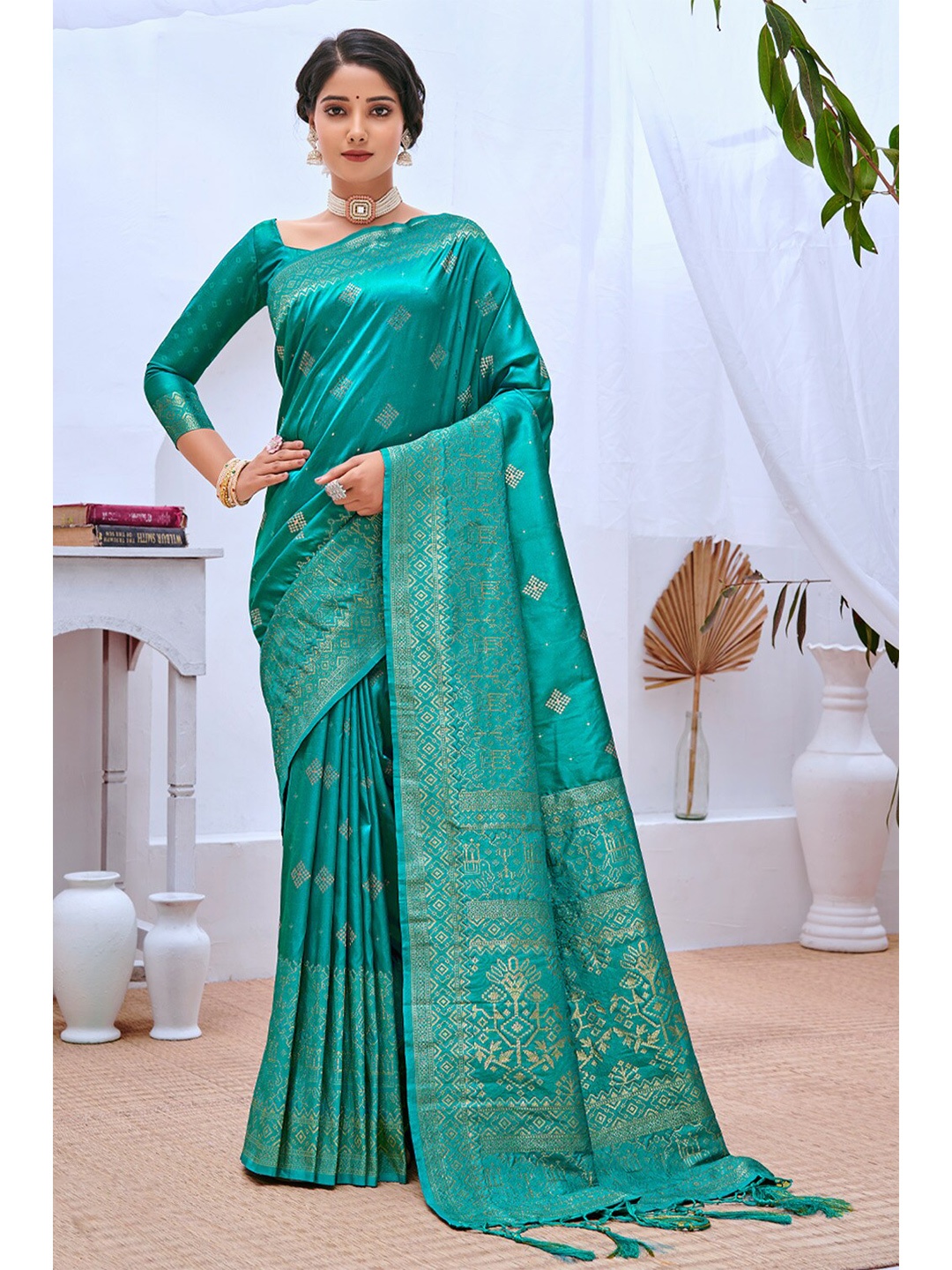 

Exclusiva Ethnic Motifs Zari Banarasi Saree, Sea green