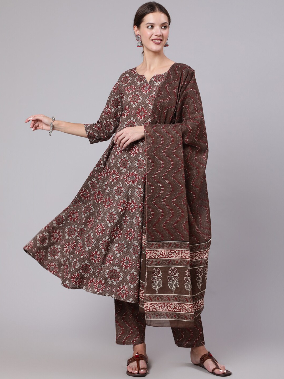 

THE NKS PLUS Women Ethnic Motifs Printed Pleated Pure Cotton Kurta with Trousers & Dupatta, Brown