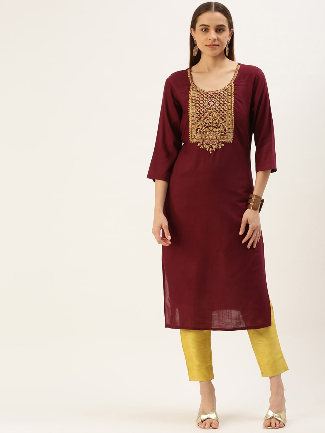 

FLAVIDO Women Embroidered Ethnic Motifs Thread Work Scoop Neck Kurta, Maroon