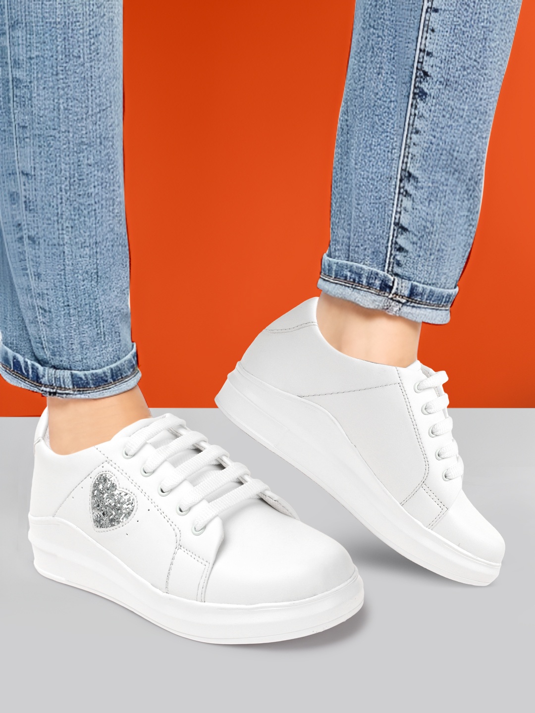 

Longwalk Women Printed Comfort Insole Sneakers, White