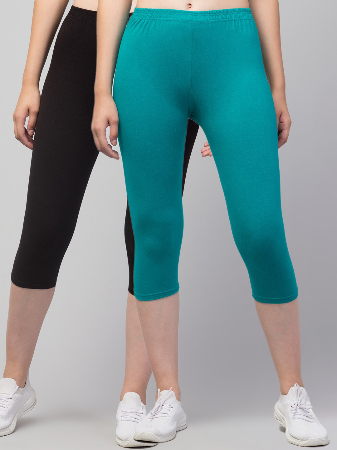 

Apraa & Parma Women Pack Of 2 Skinny Fit Pure Cotton Capris, Black
