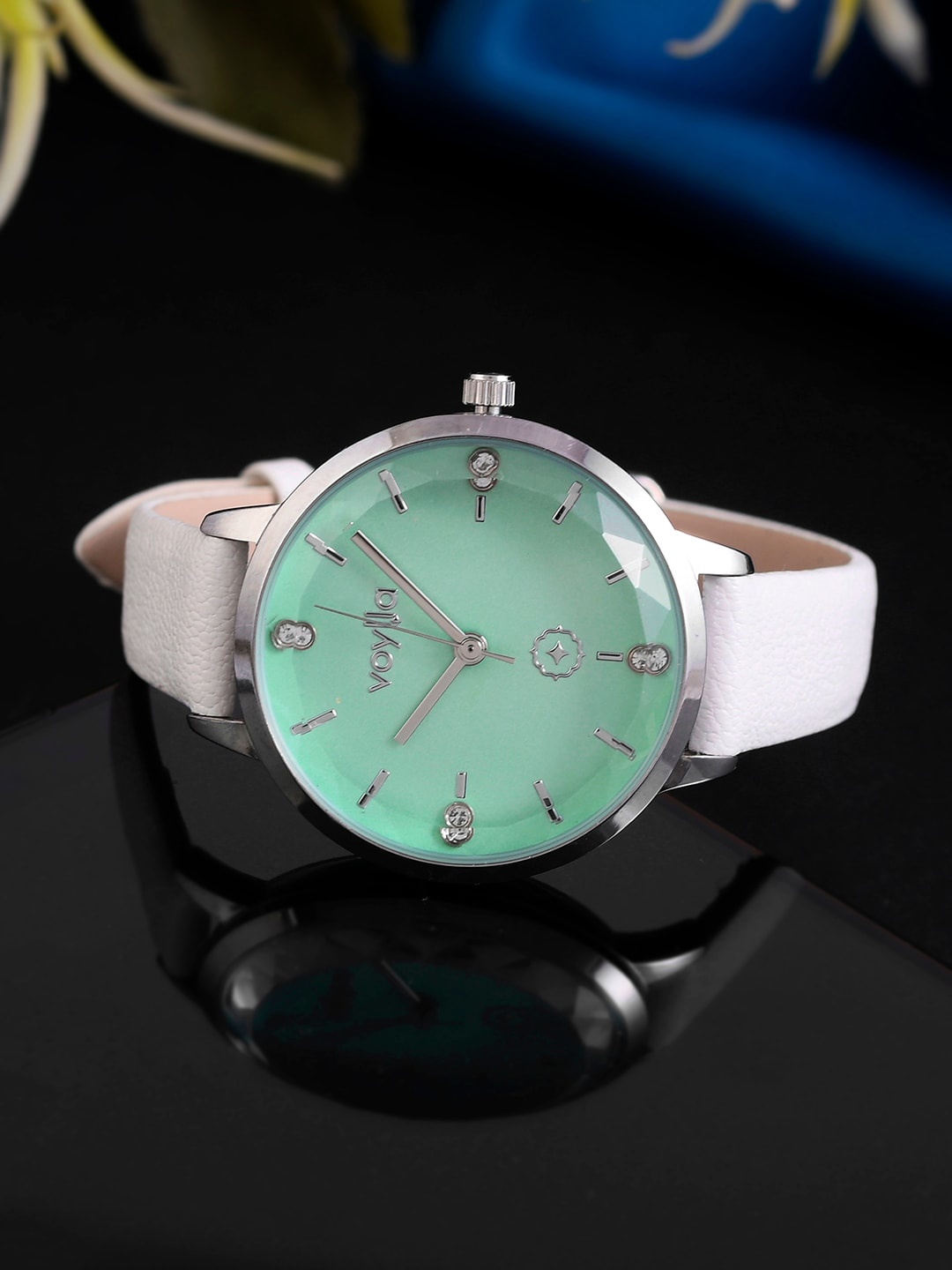 

Voylla Women Leather Straps Analogue Watch 8905124489606, Silver