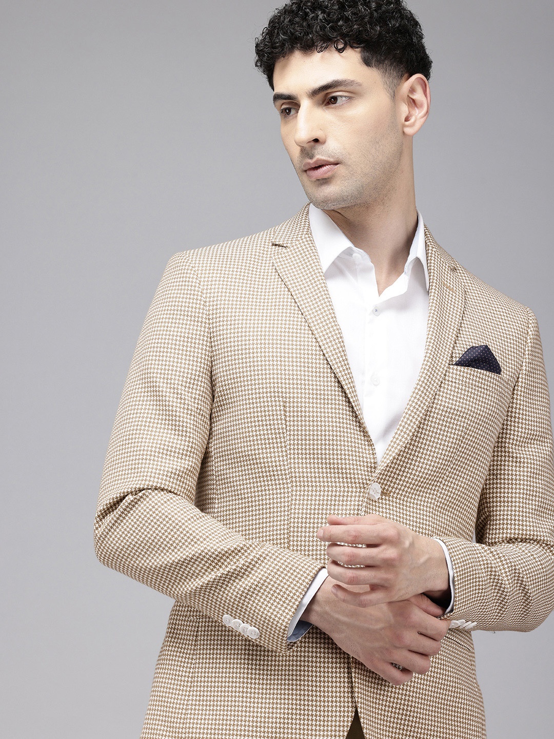 

Park Avenue Self Design Neo Fit Formal Blazer, Beige