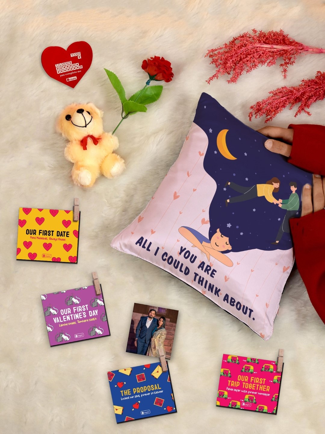 

Indigifts Valentines Day Basket 8 Pcs Cushion Teddy & Card Rose with Photo Clips, Blue