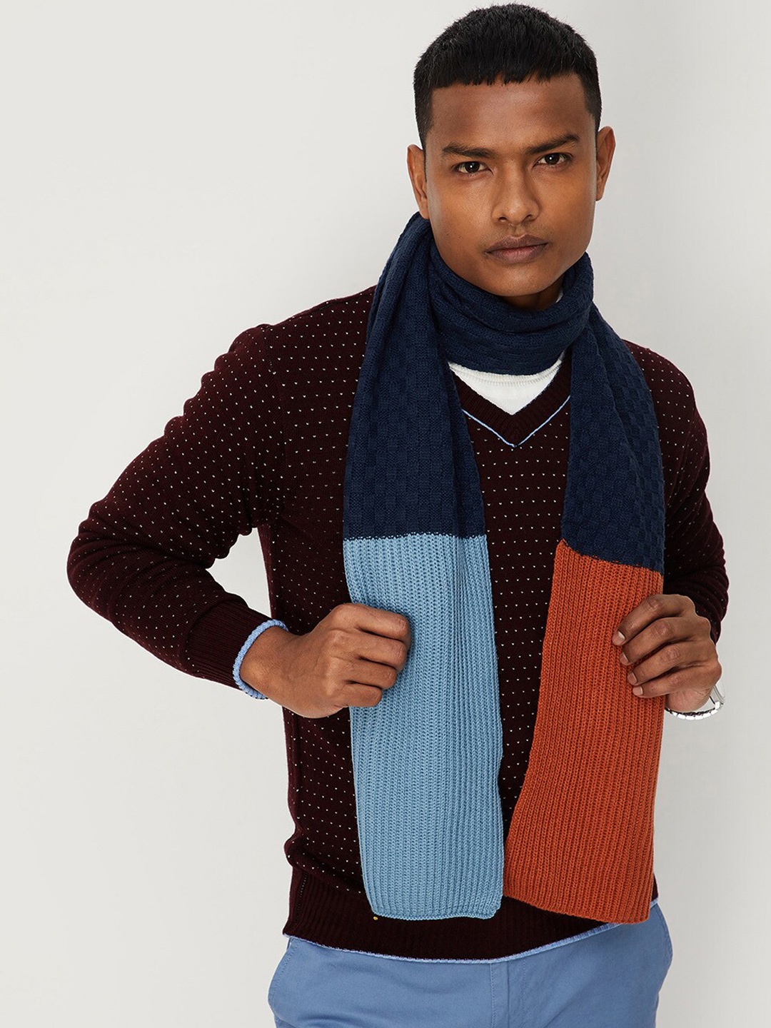 

Max Men Self-Design Knitted Acrylic Muffler, Blue