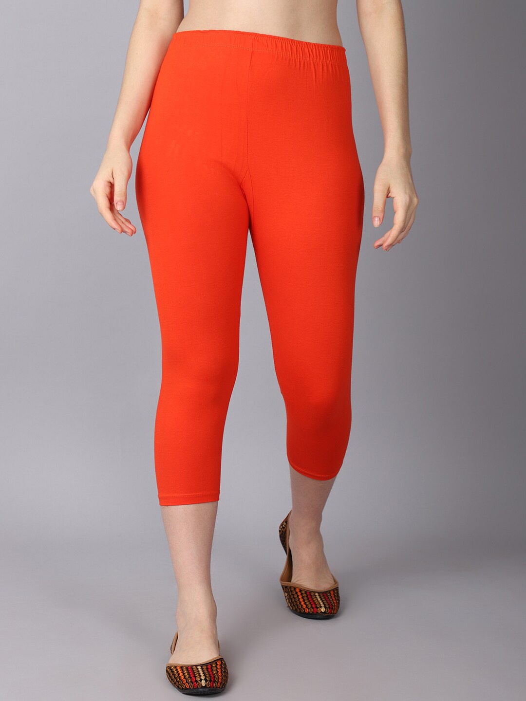 

GRACIT Women Cotton Solid Mid Rise Capris, Orange