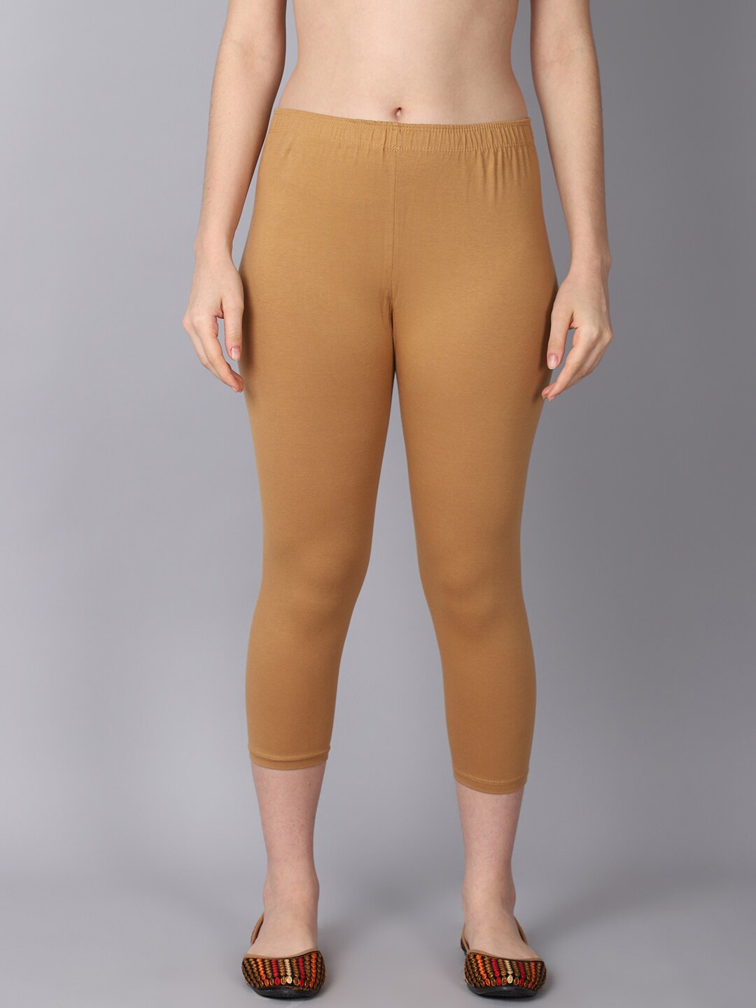 

GRACIT Women Cotton Solid Mid Rise Capris, Beige