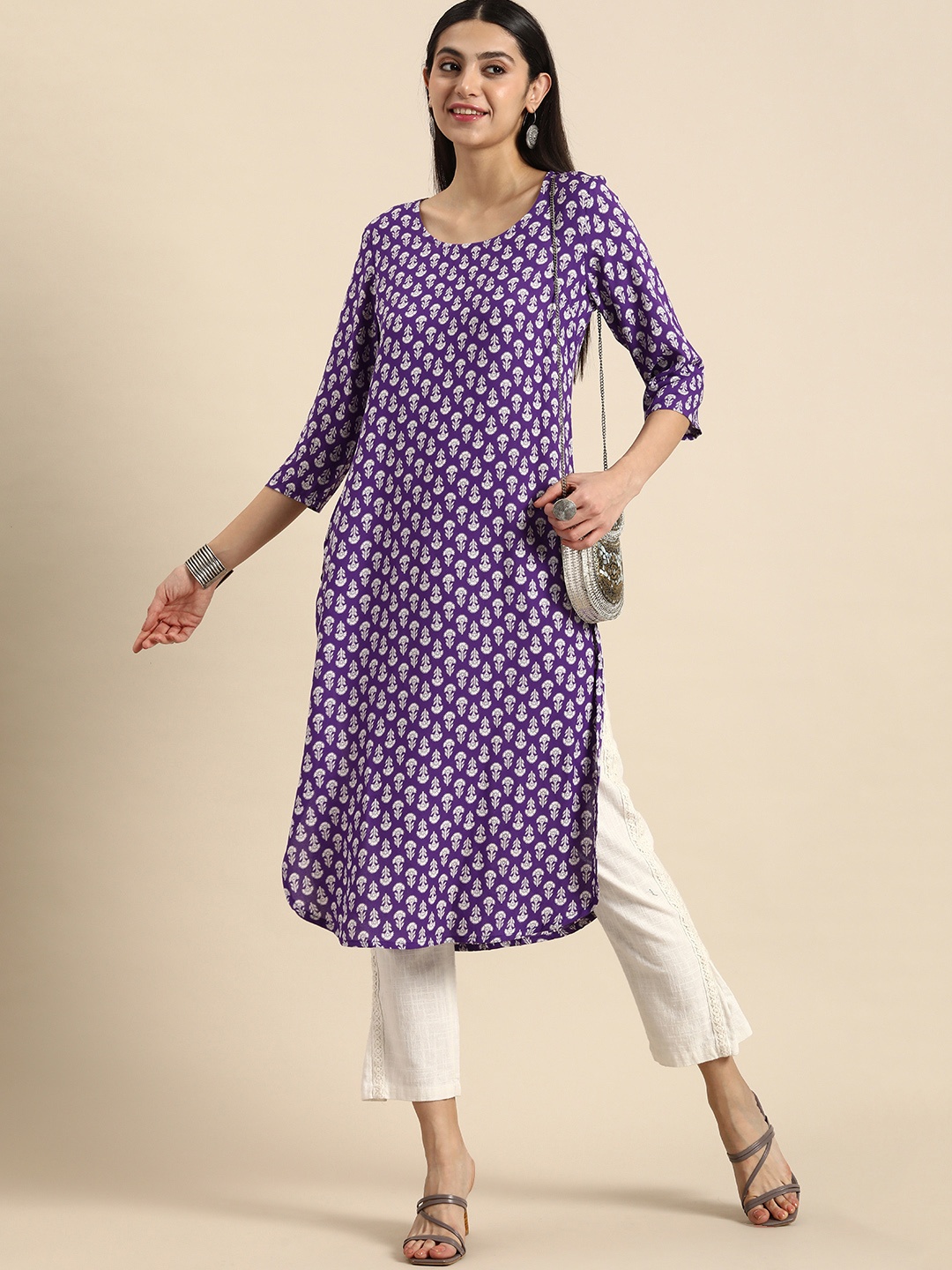 

Anouk Women Floral Printed Round Neck Straight Kurta, Purple