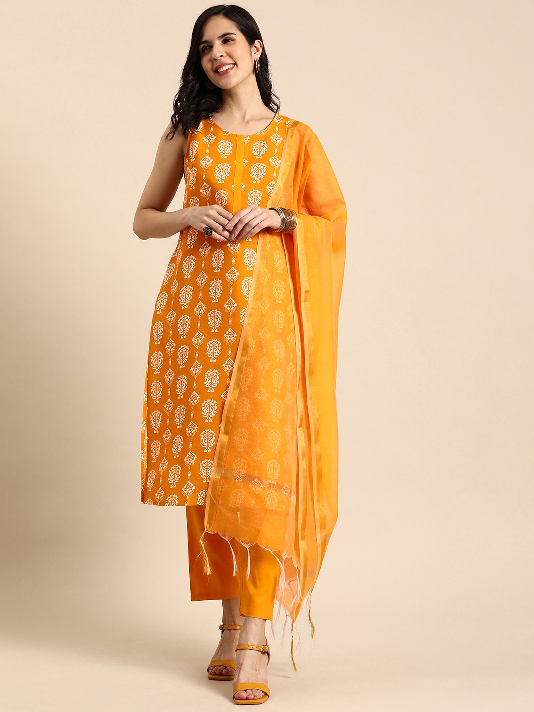 

Anouk Women Ethnic Motifs Printed Regular Kurta With Trousers & Dupatta, Yellow