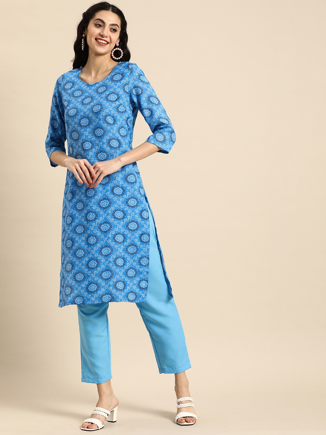 

Anouk Women Round Neck Bandhani Printed Kurta with Trousers, Blue