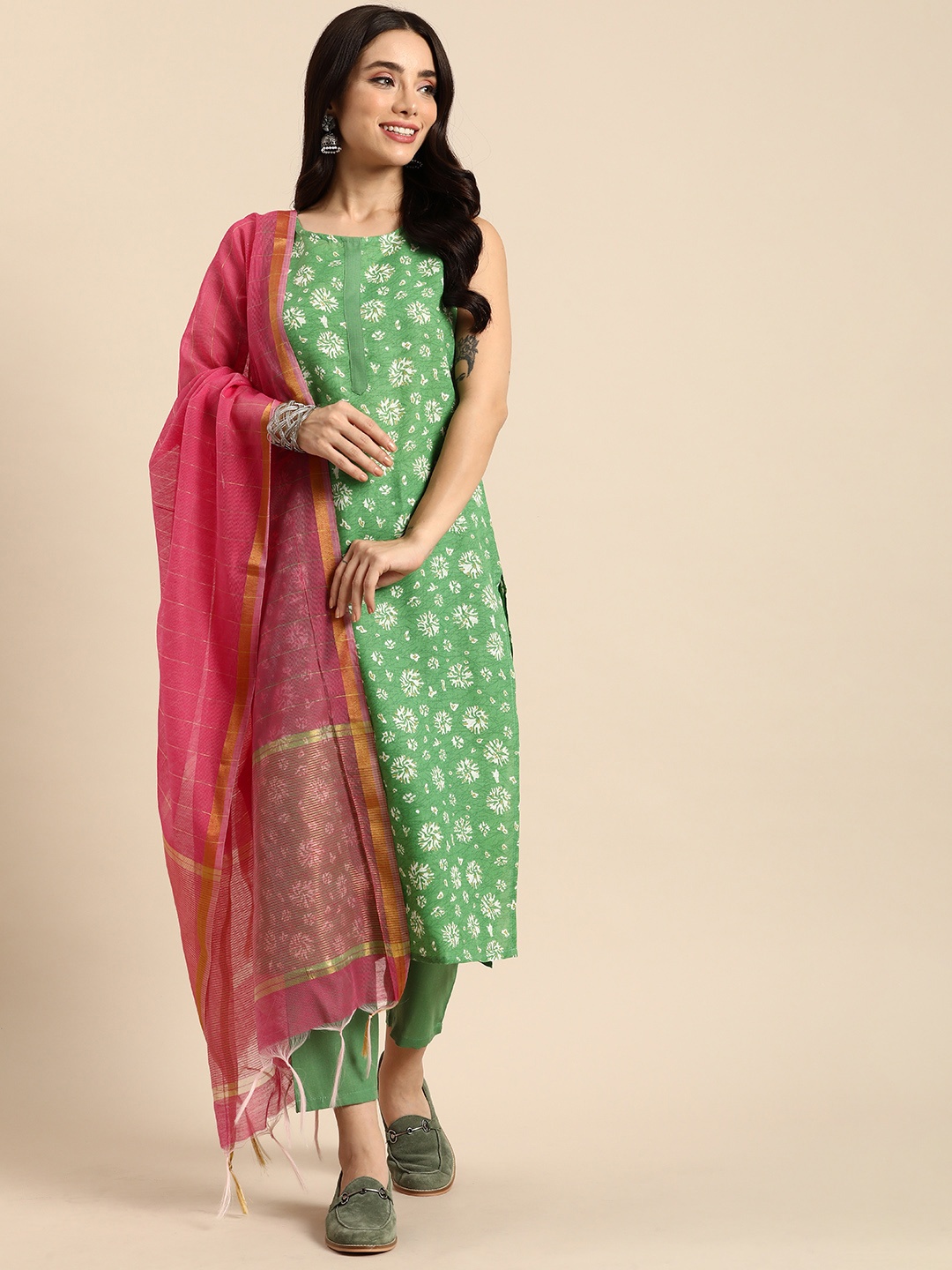 

Anouk Ethnic Motifs Printed Regular Kurta with Trousers & Contrast Dupatta, Green