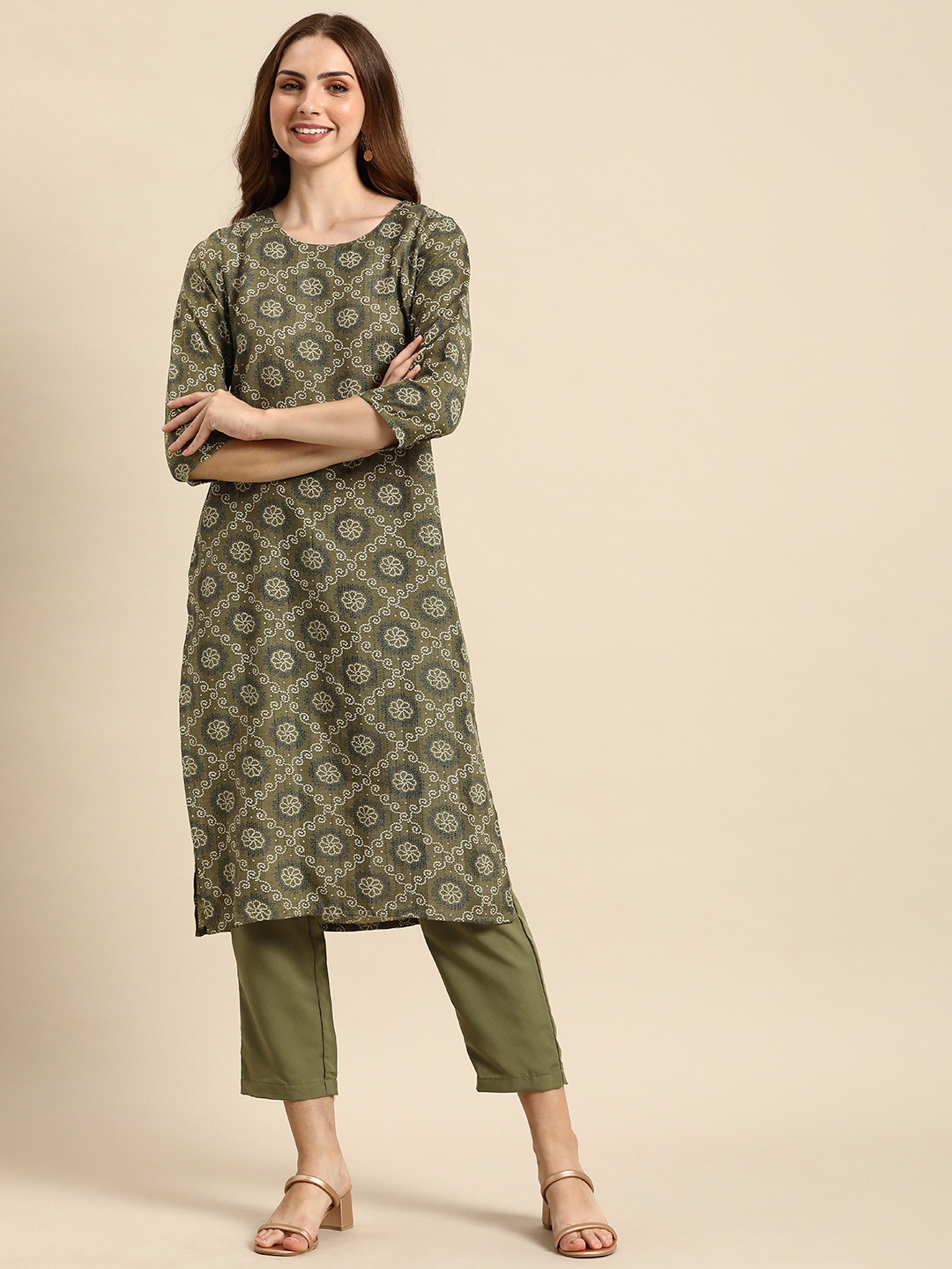 

Anouk Women Round Neck Bandhani Printed Kurta with Trousers, Olive