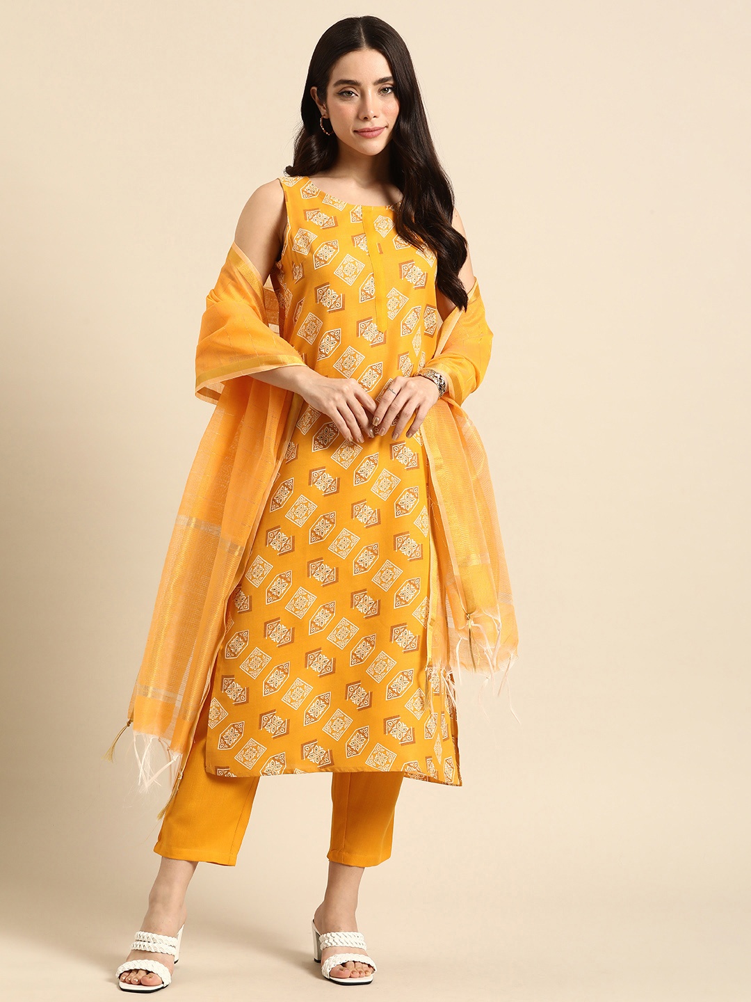 

Anouk Women Ethnic Motifs Printed Regular Kurta with Trousers & With Dupatta, Mustard