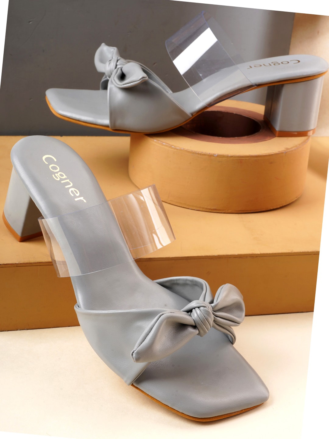 

Cogner Block Heels With Bows, Grey
